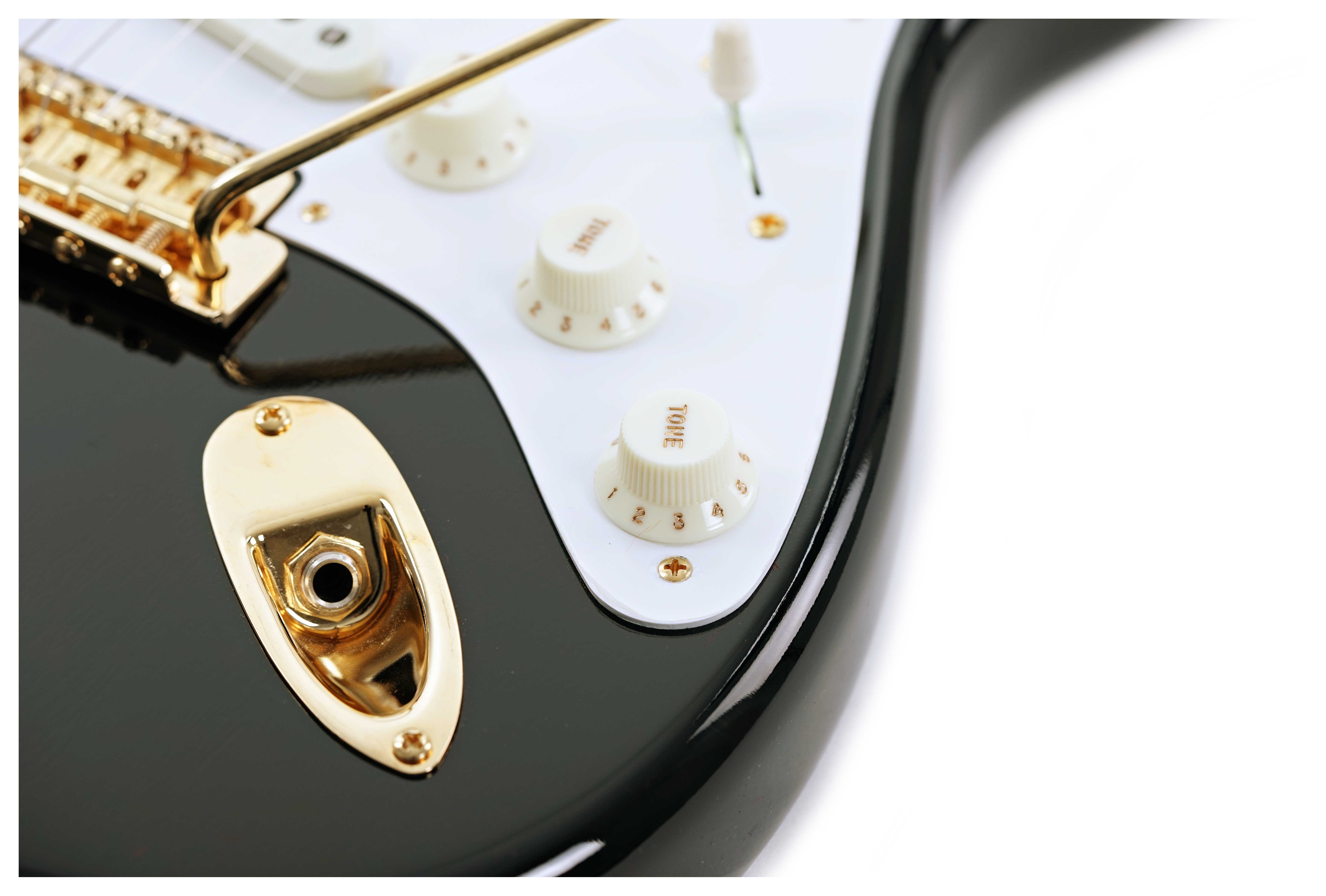 GUITARGUITAR Fender Custom Shop Vintage Custom 1957 Stratocaster Black guitarguitar spec #R130893