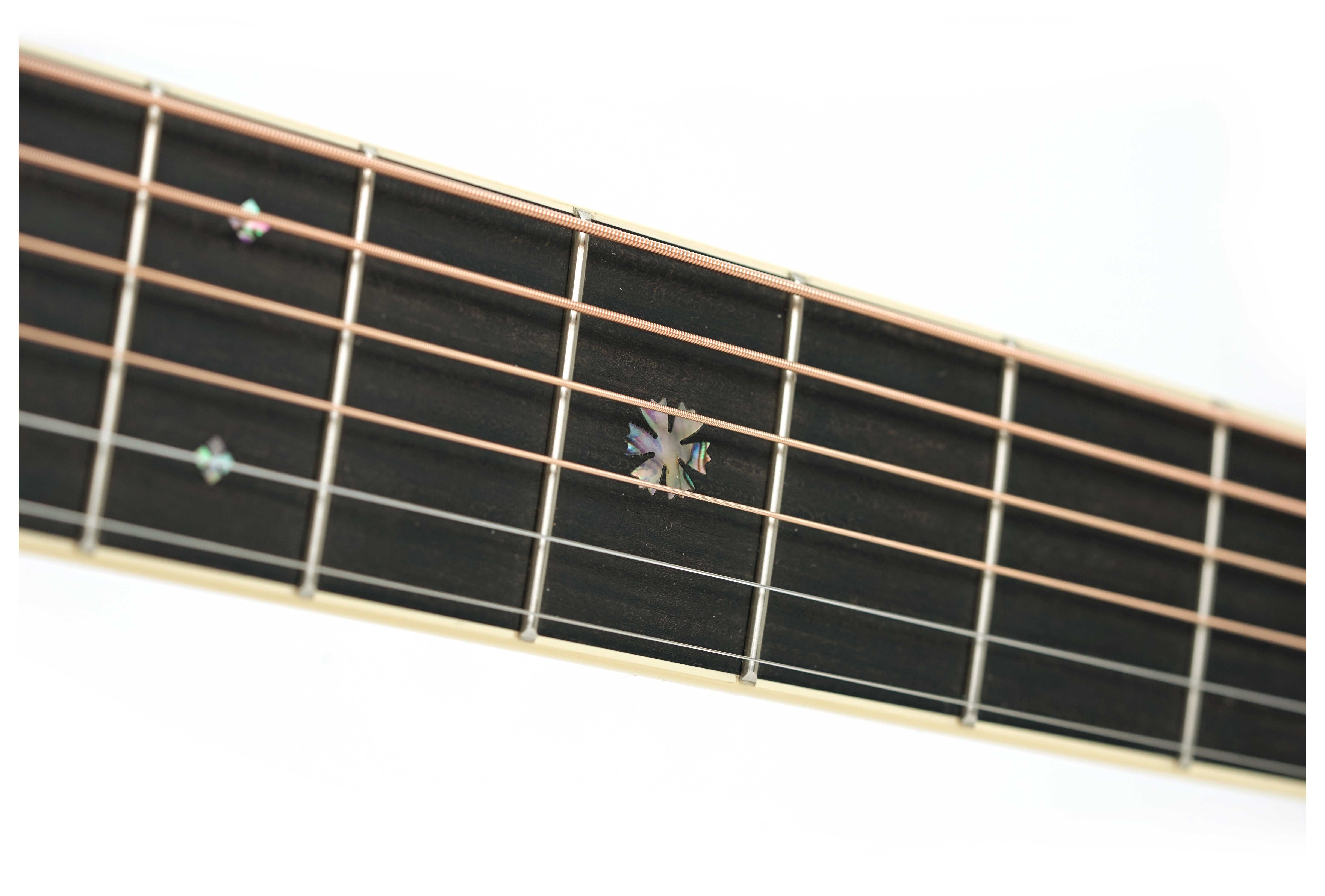 GUITARGUITAR Martin 000-42 EC 30th Anniversary Eric Clapton Hand Signed
