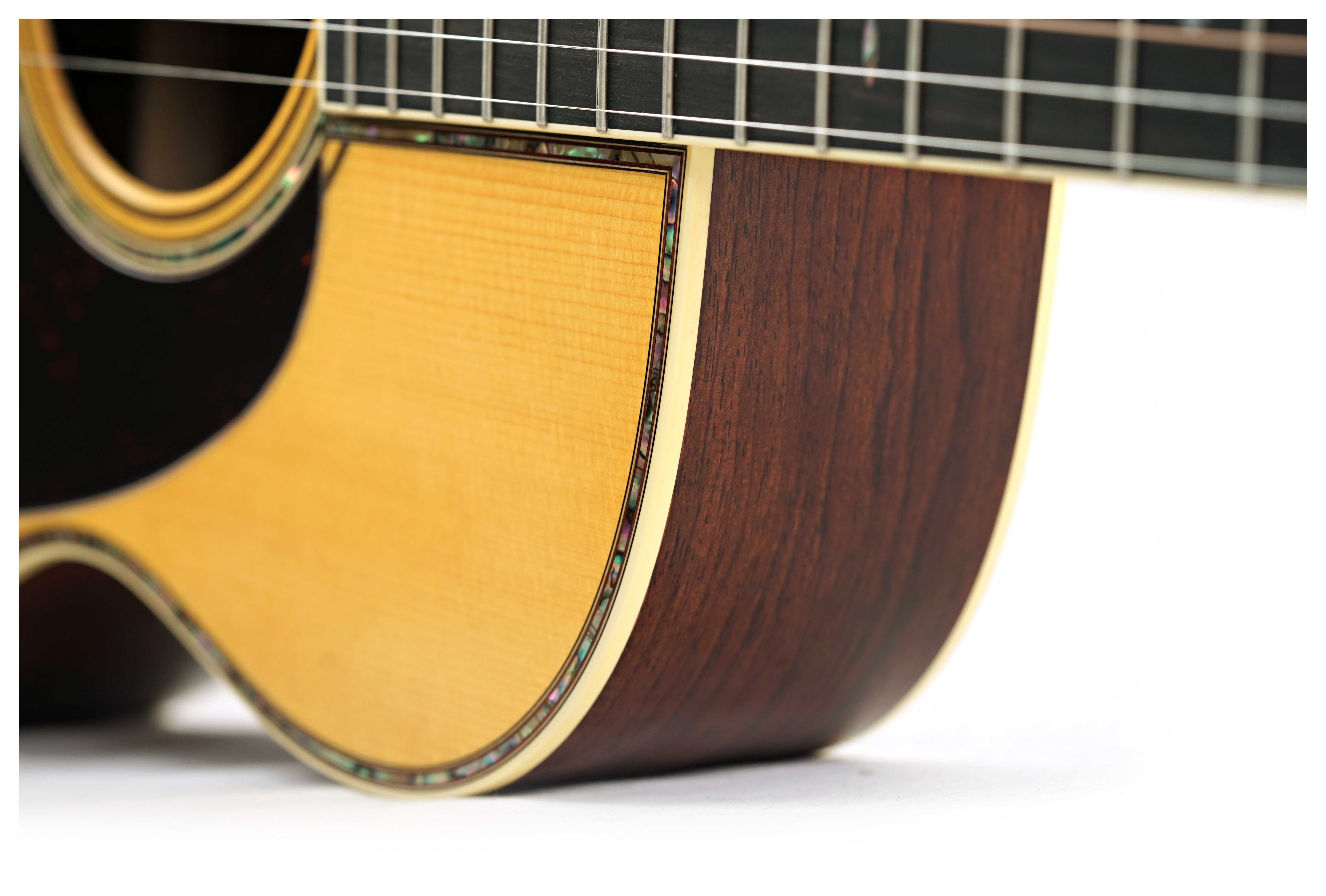 GUITARGUITAR Martin 000-42 EC 30th Anniversary Eric Clapton Hand Signed