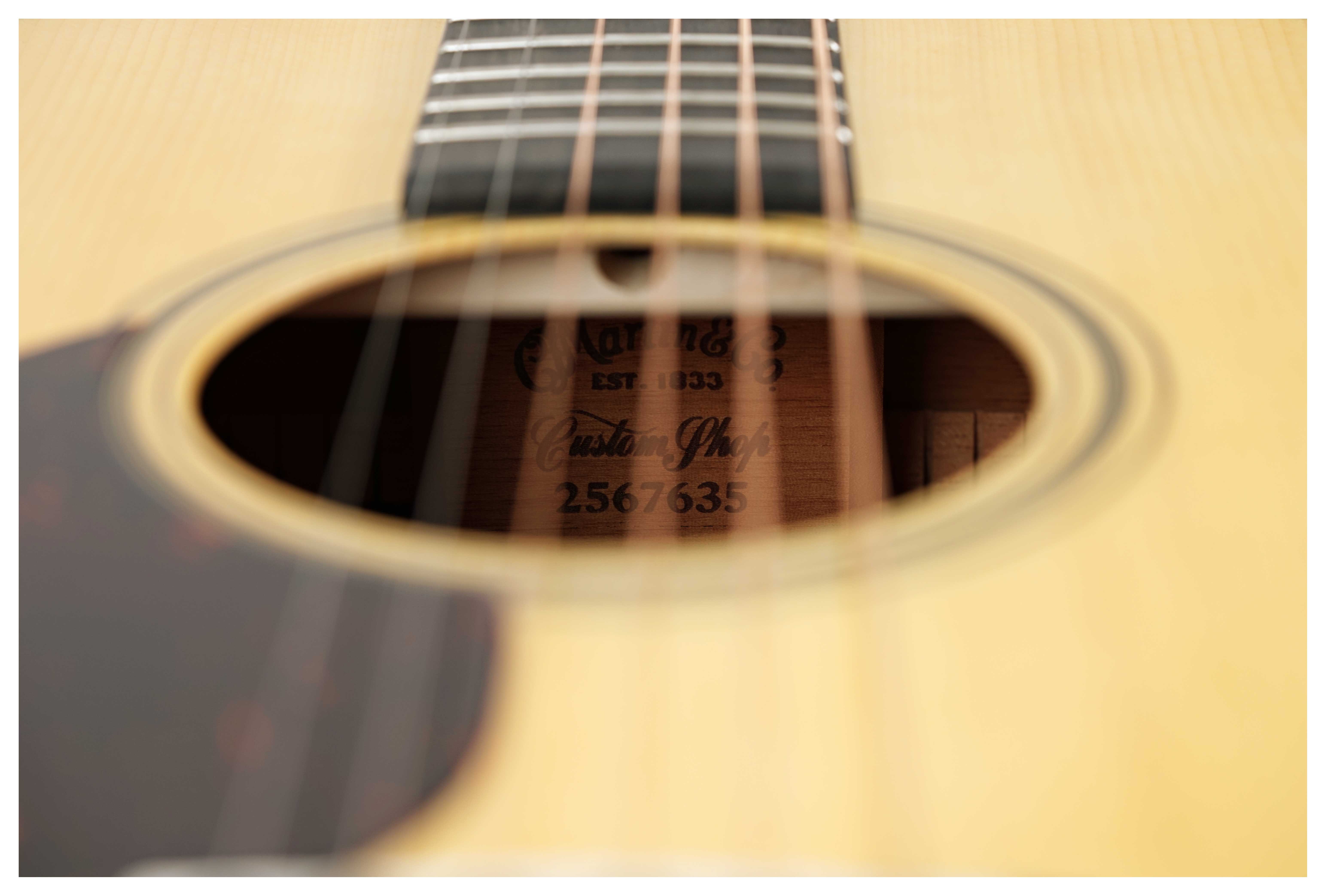 GUITARGUITAR Martin Custom Shop OM Adirondack Spruce/Sinker Mahogany Left Handed #M2567635