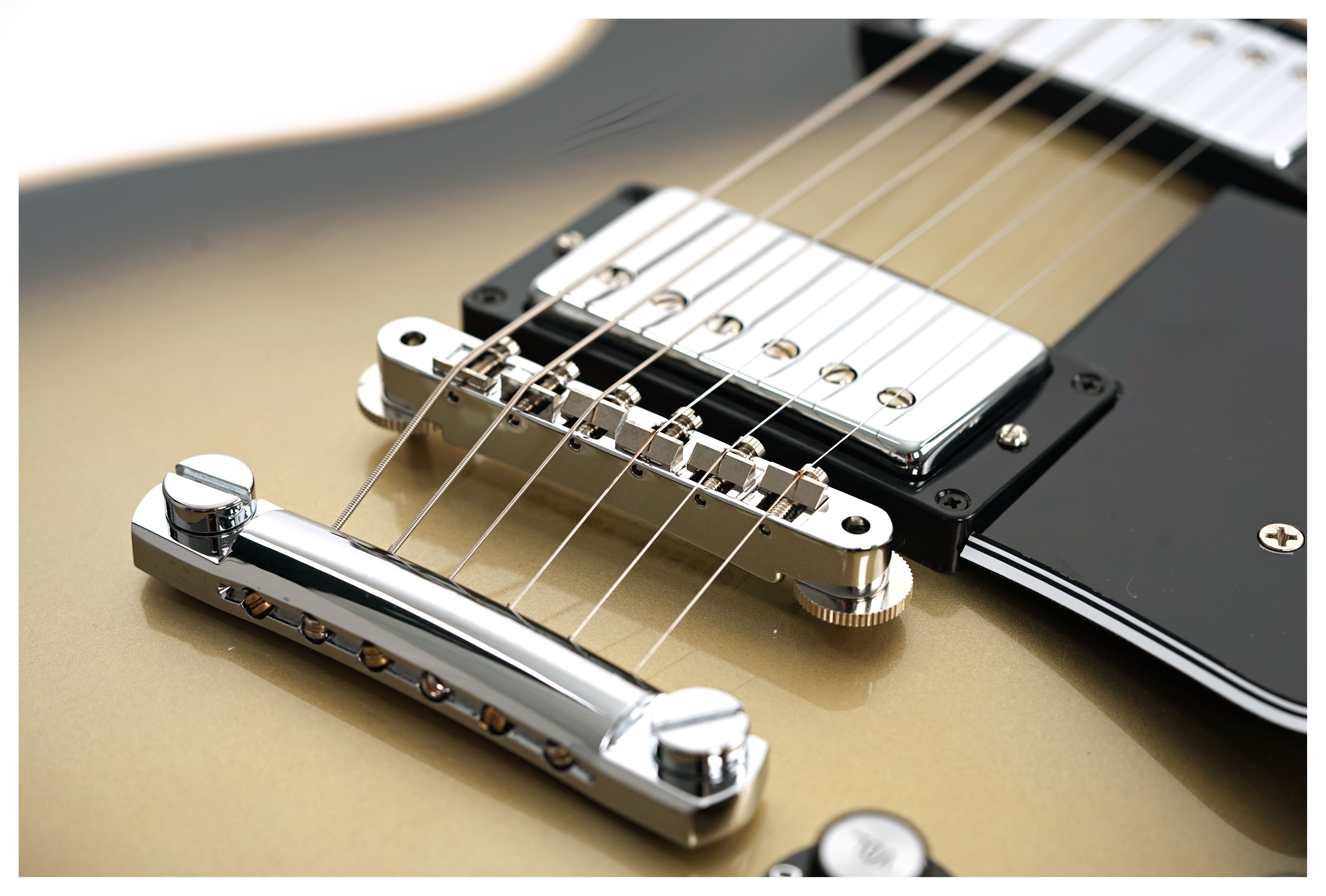 GUITARGUITAR Gibson Custom Shop Made 2 Measure 1968 Les Paul Custom Silverburst VOS Chrome Hardware #502338