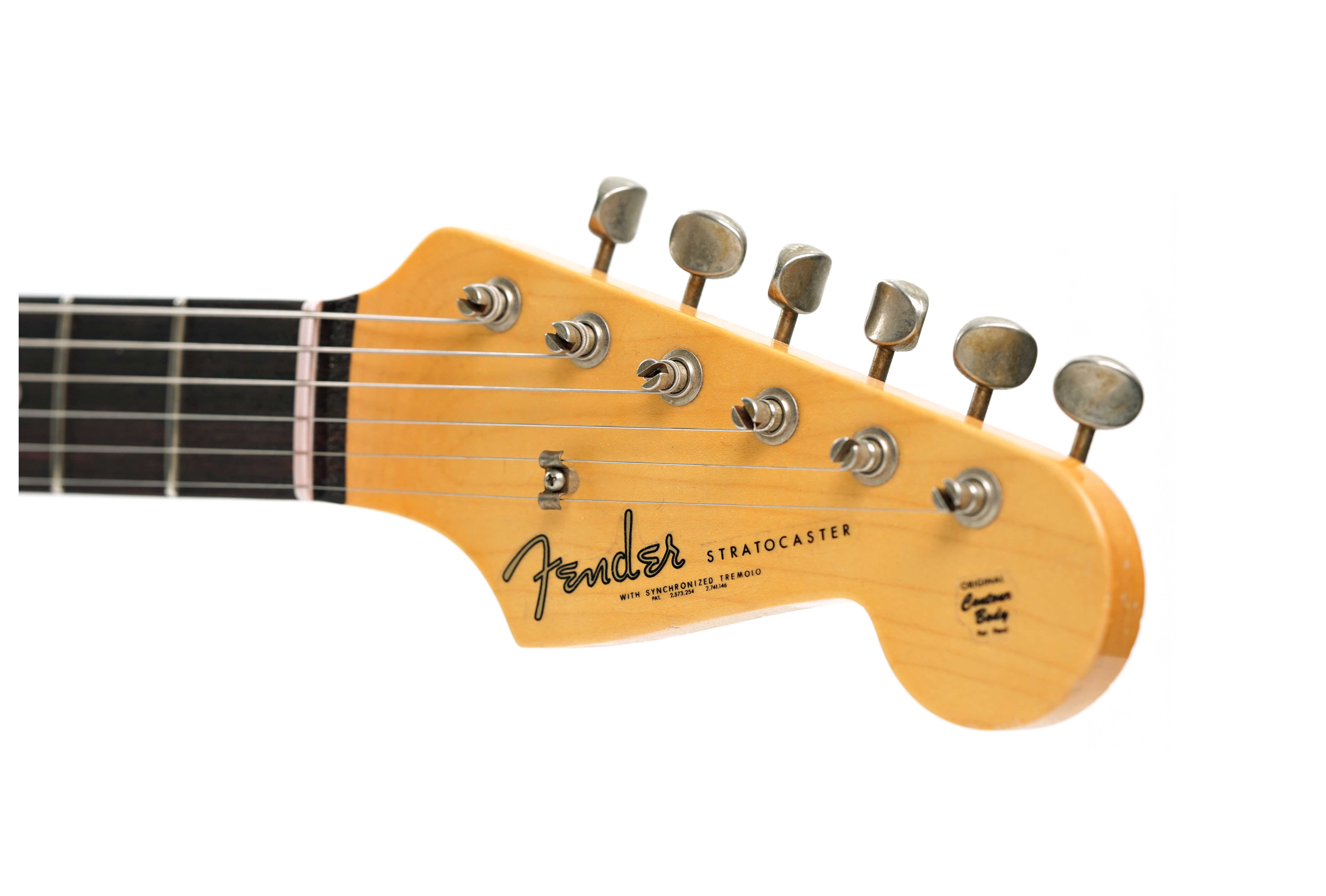 GUITARGUITAR Fender Custom Shop 1962 Stratocaster Journeyman Relic Shoreline Gold Masterbuilt by Austin MacNutt
