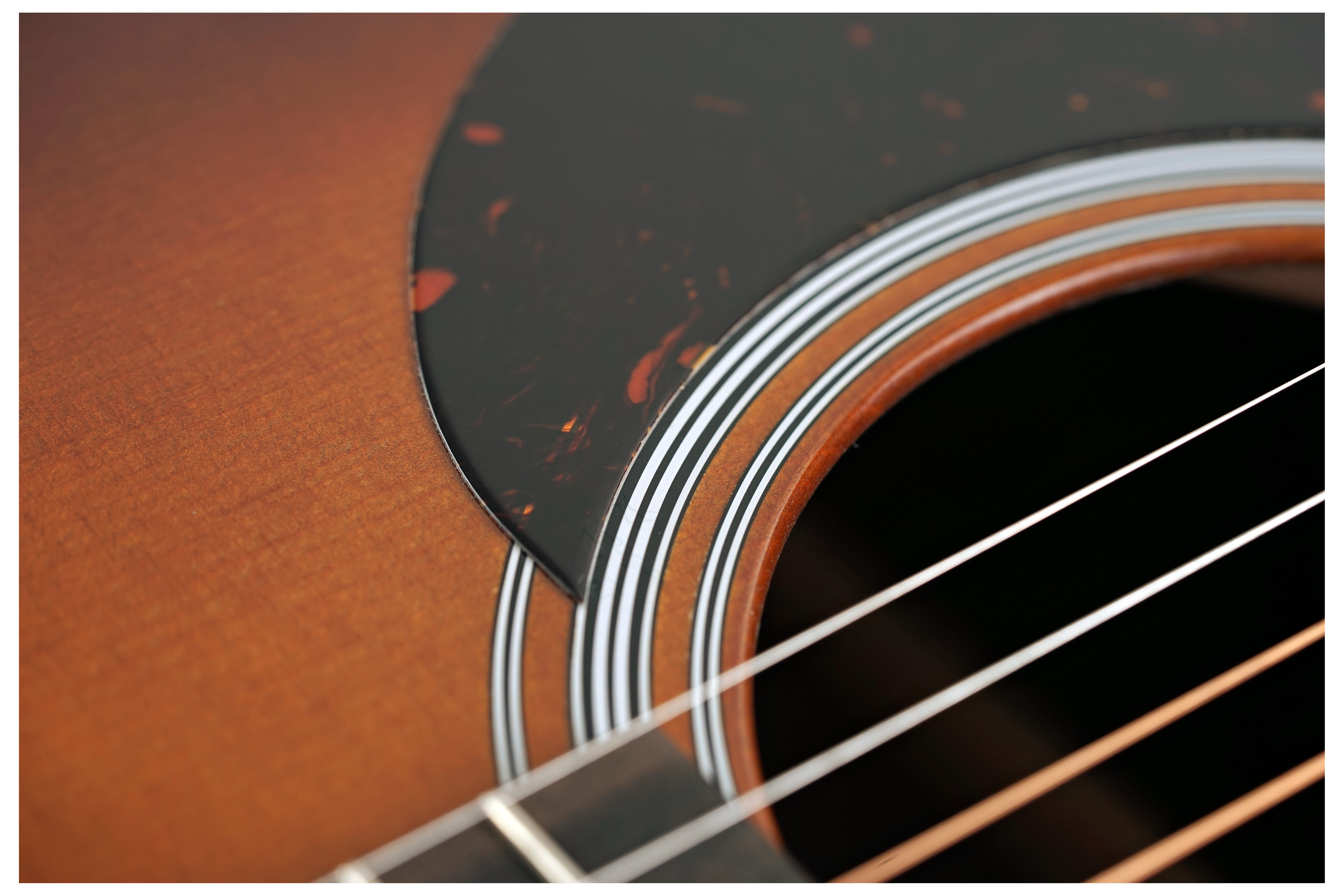 GUITARGUITAR Martin D28 Ambertone