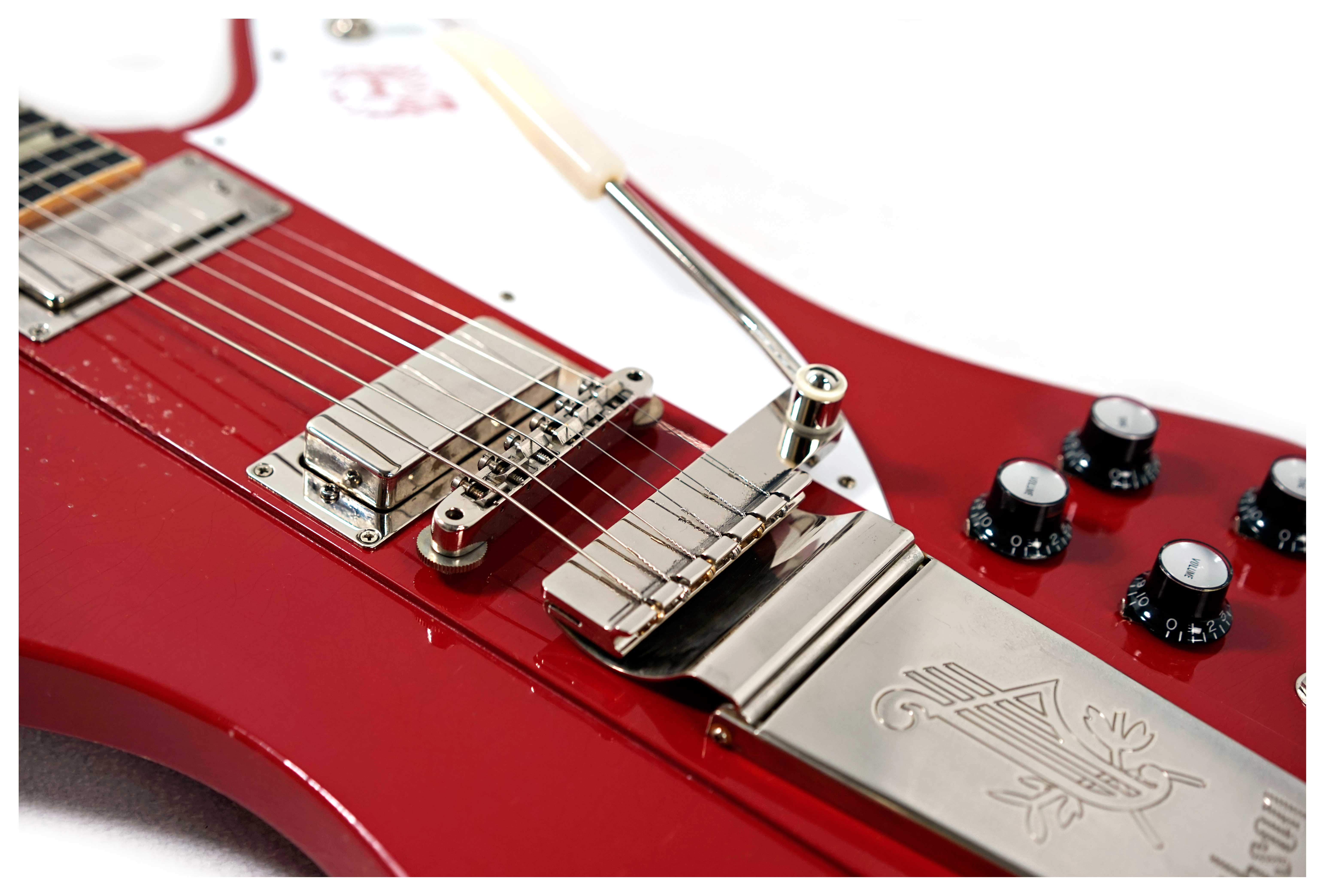 GUITARGUITAR Gibson Custom Shop 1963 Firebird V With Maestro Vibrola Light Aged Cardinal Red #304583