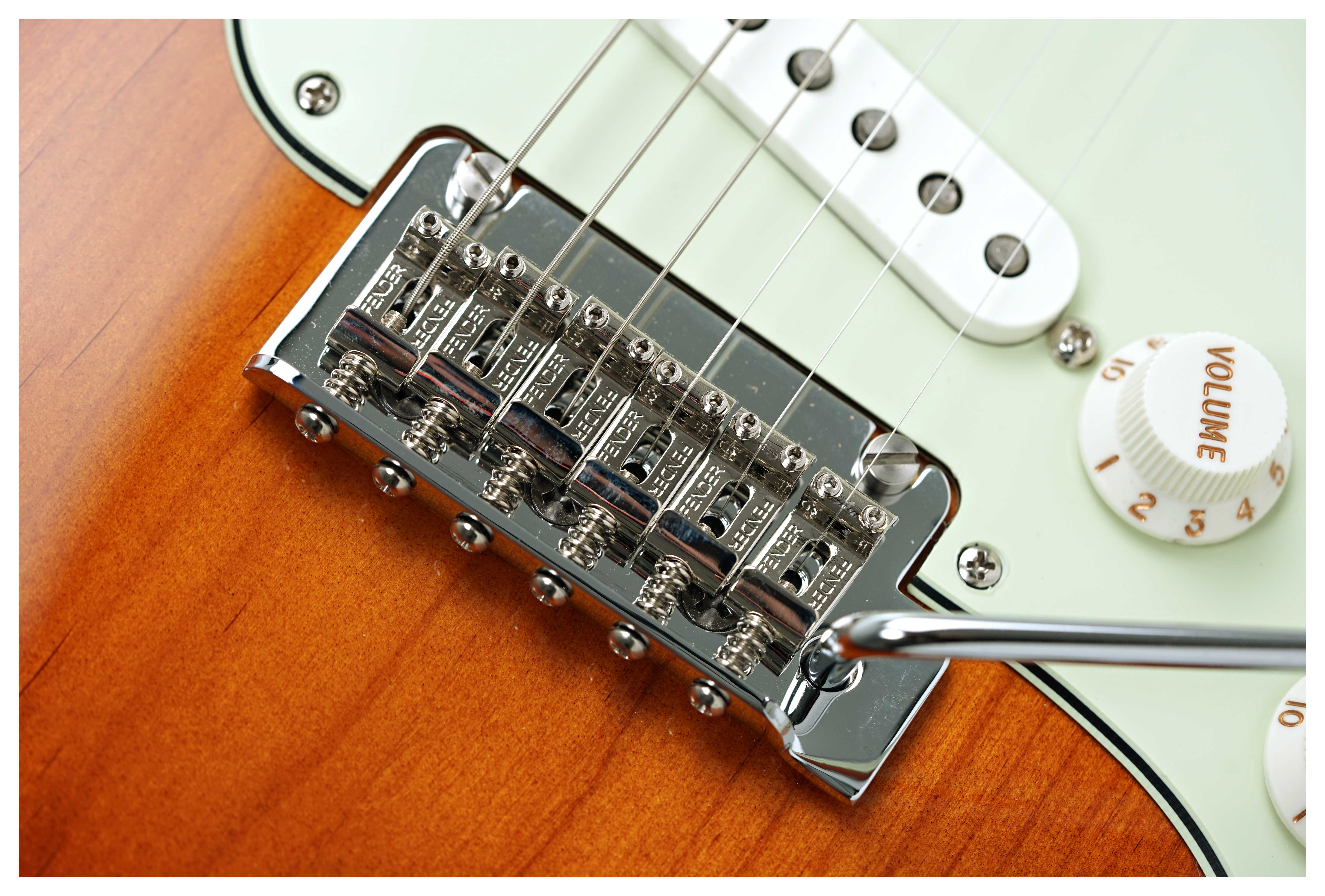 GUITARGUITAR Fender guitarguitar Exclusive Roasted Player II Stratocaster 3 Tone Sunburst with Custom Shop Pickups