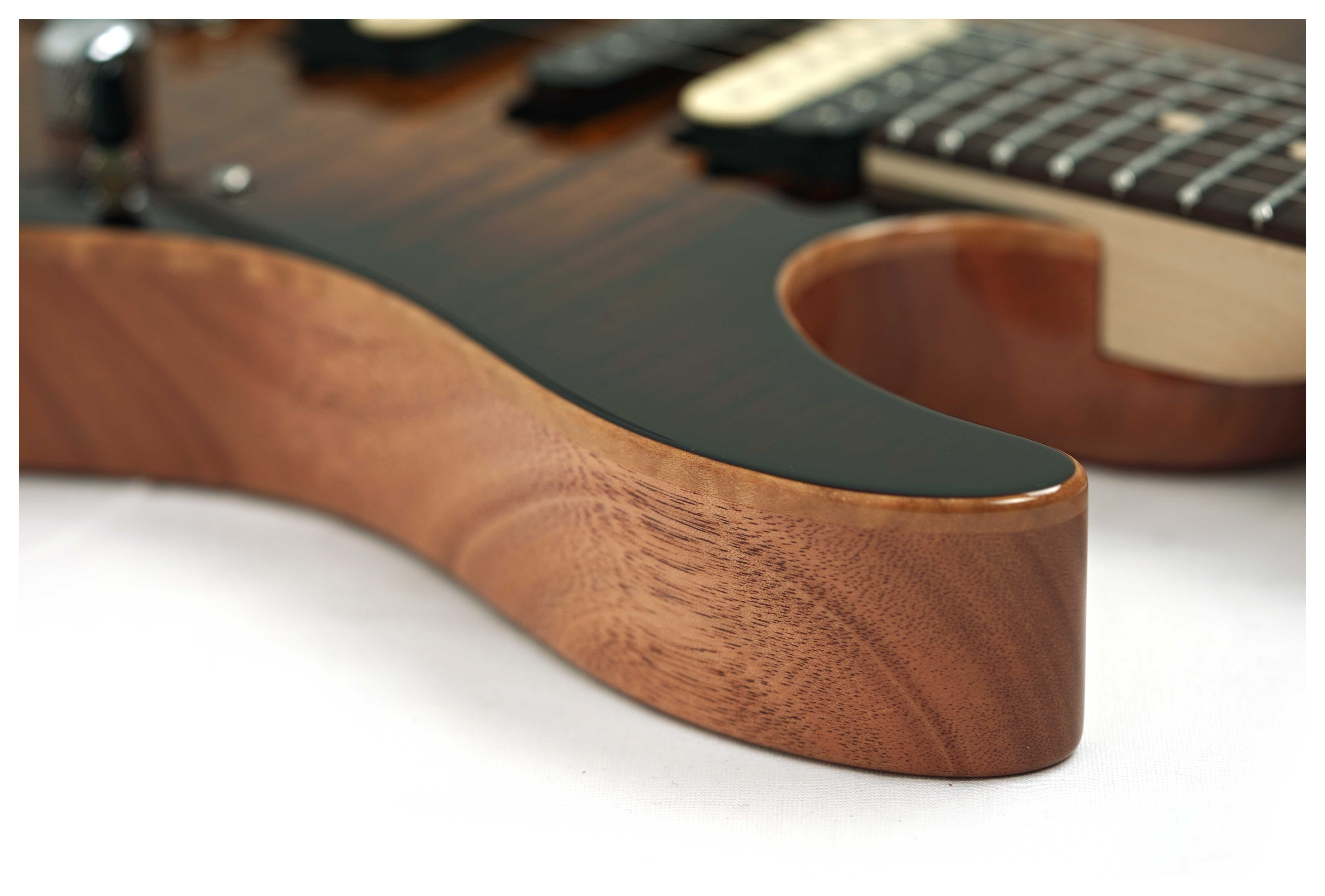 GUITARGUITAR Suhr Modern HSH Flame Maple Bengal Burst #87870
