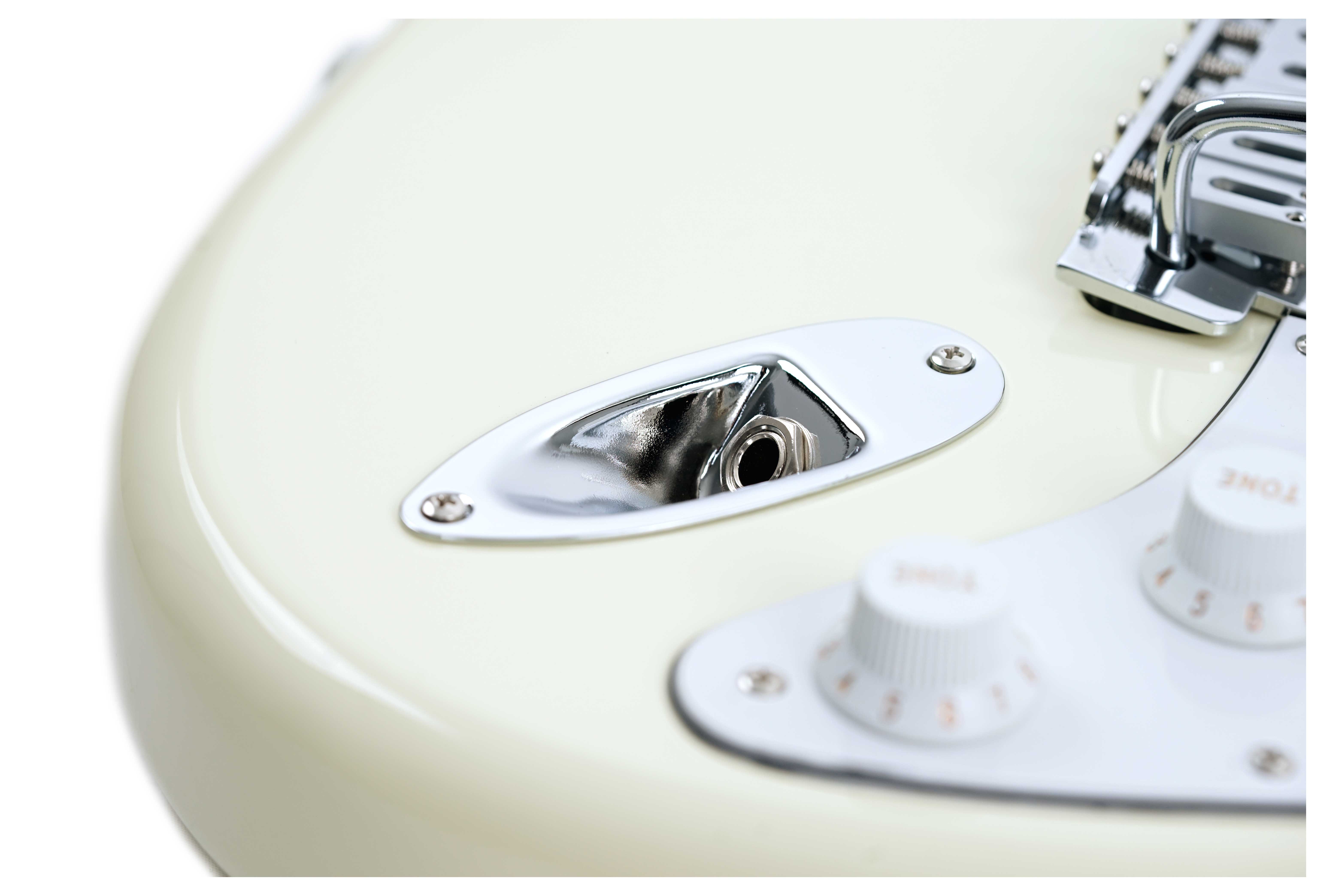 GUITARGUITAR Fender Standard Stratocaster Olympic White Maple Fingerboard