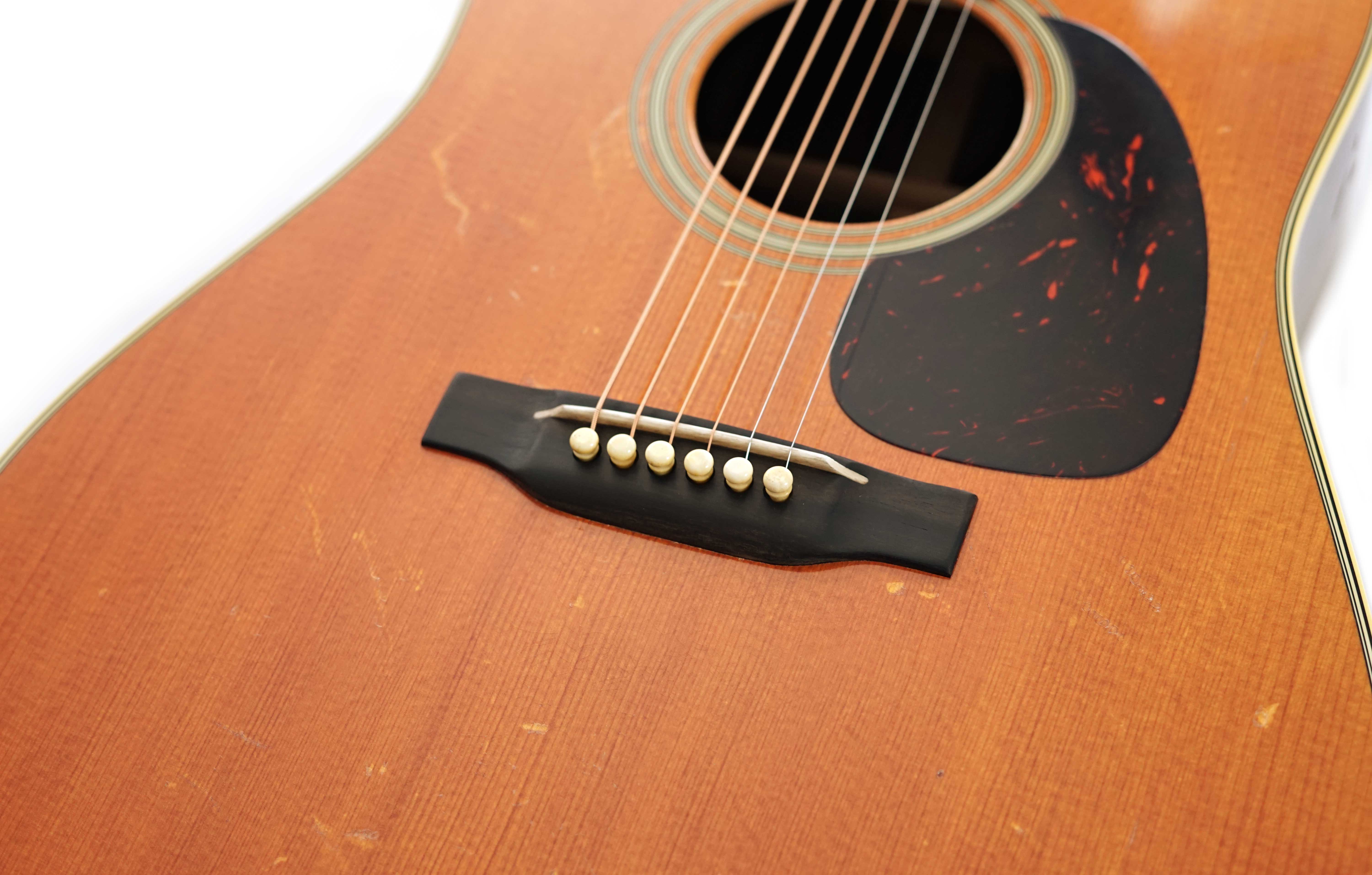GUITARGUITAR Martin D-28 Rich Robinson Custom Signature Edition