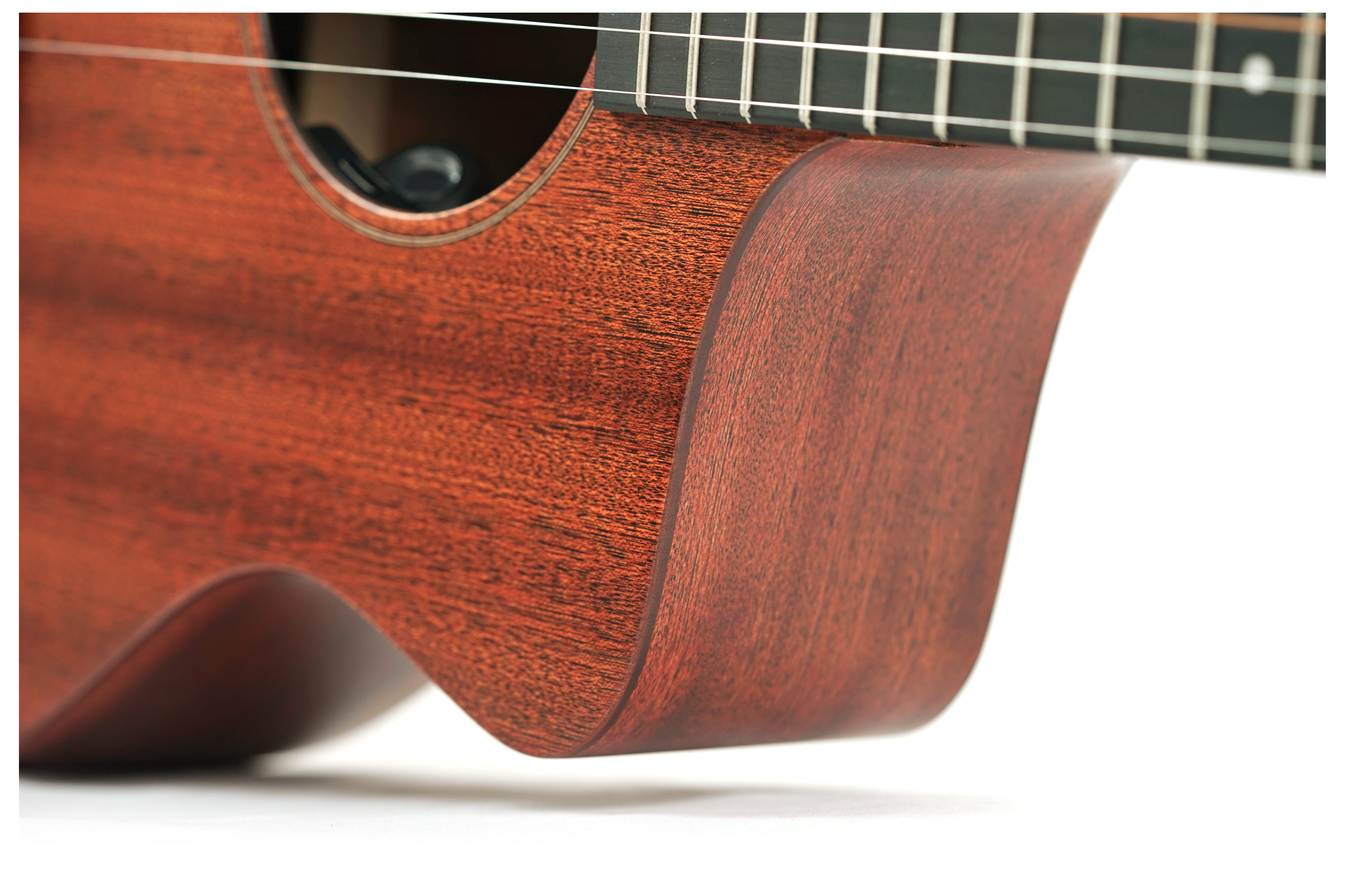 GUITARGUITAR Martin Road Series SC-10E Sapele