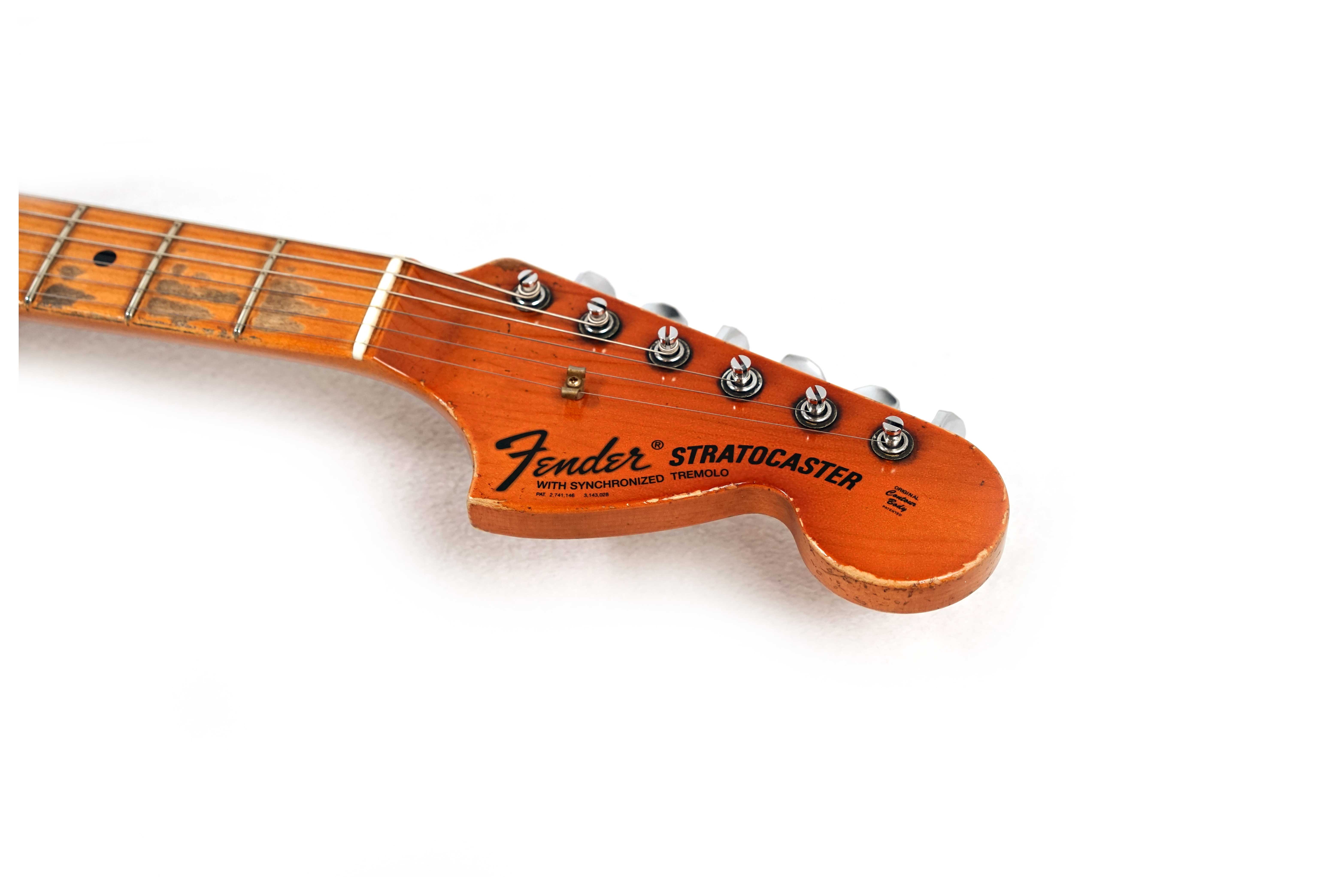 GUITARGUITAR Fender Custom Shop '69 Stratocaster Relic Black Over Purple Paisley Maple Fingerboard Masterbuilt by Dale Wilson (Pre-Owned)