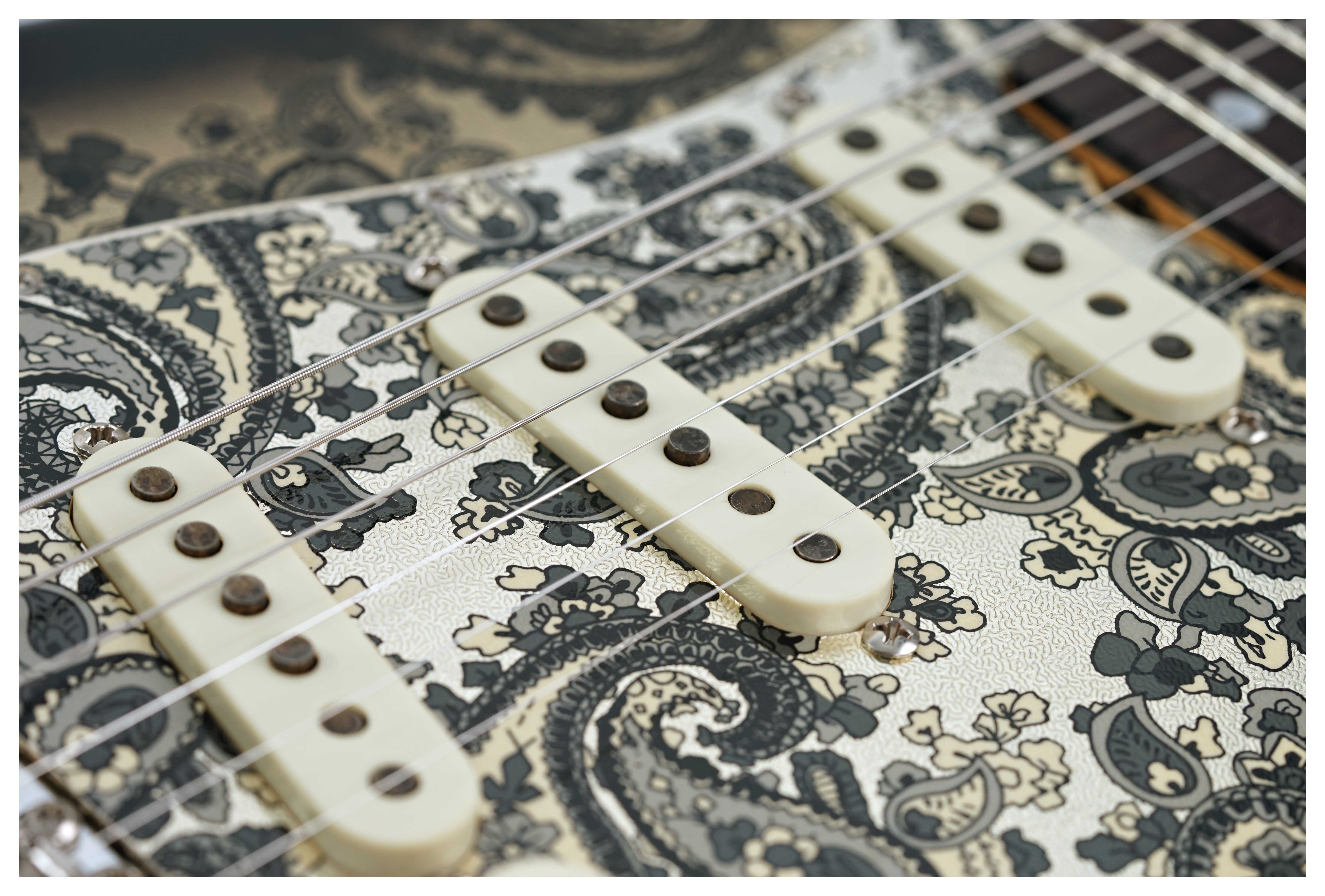GUITARGUITAR Fender Custom Shop Limited Edition 1968 Stratocaster Journeyman Relic Black Paisley #CZ584214