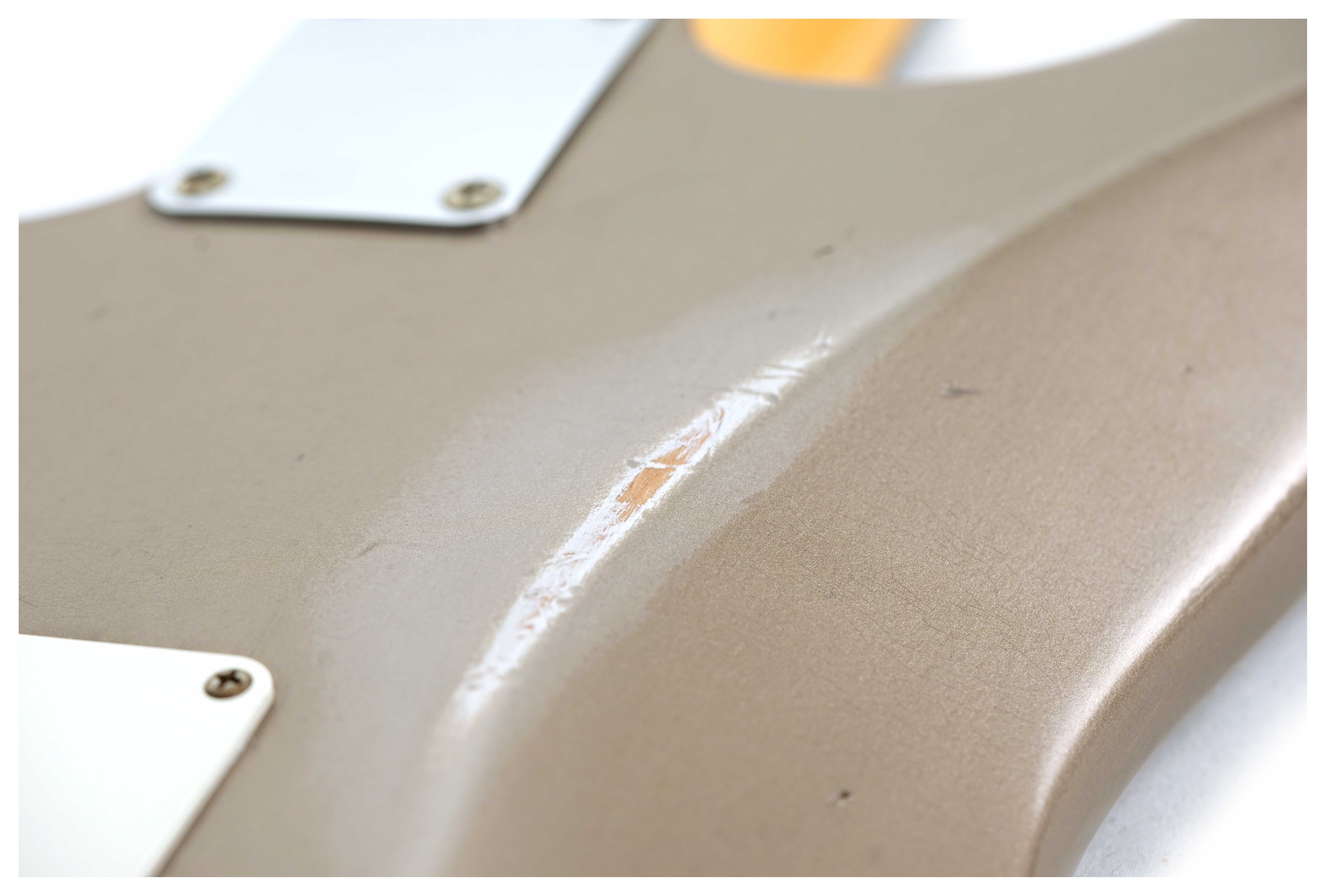 GUITARGUITAR Fender Custom Shop 1962 Stratocaster Journeyman Relic Shoreline Gold Masterbuilt by Austin MacNutt
