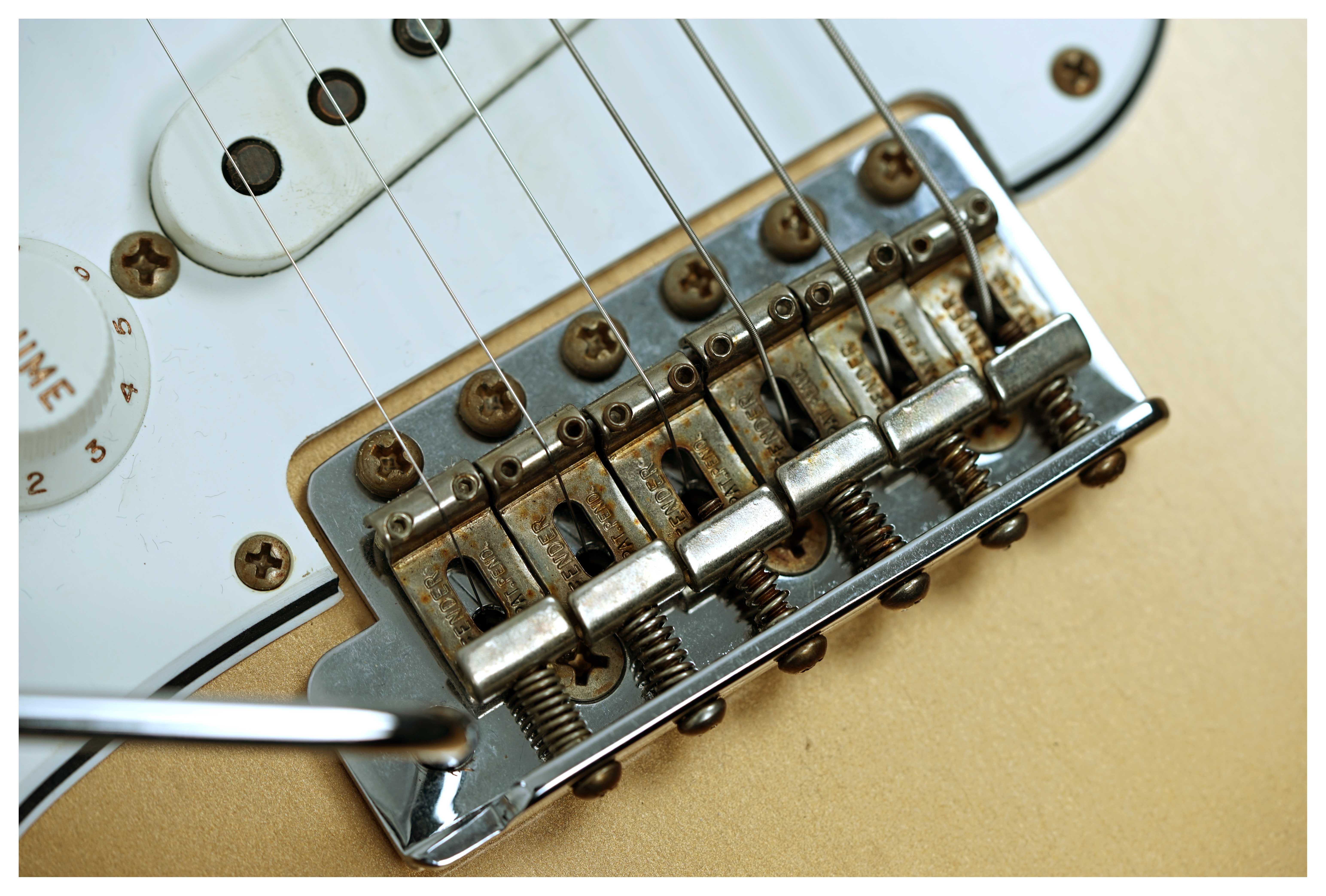 GUITARGUITAR Fender Custom Shop Mid 60's Stratocaster Relic HLE Gold Left Handed #R144606