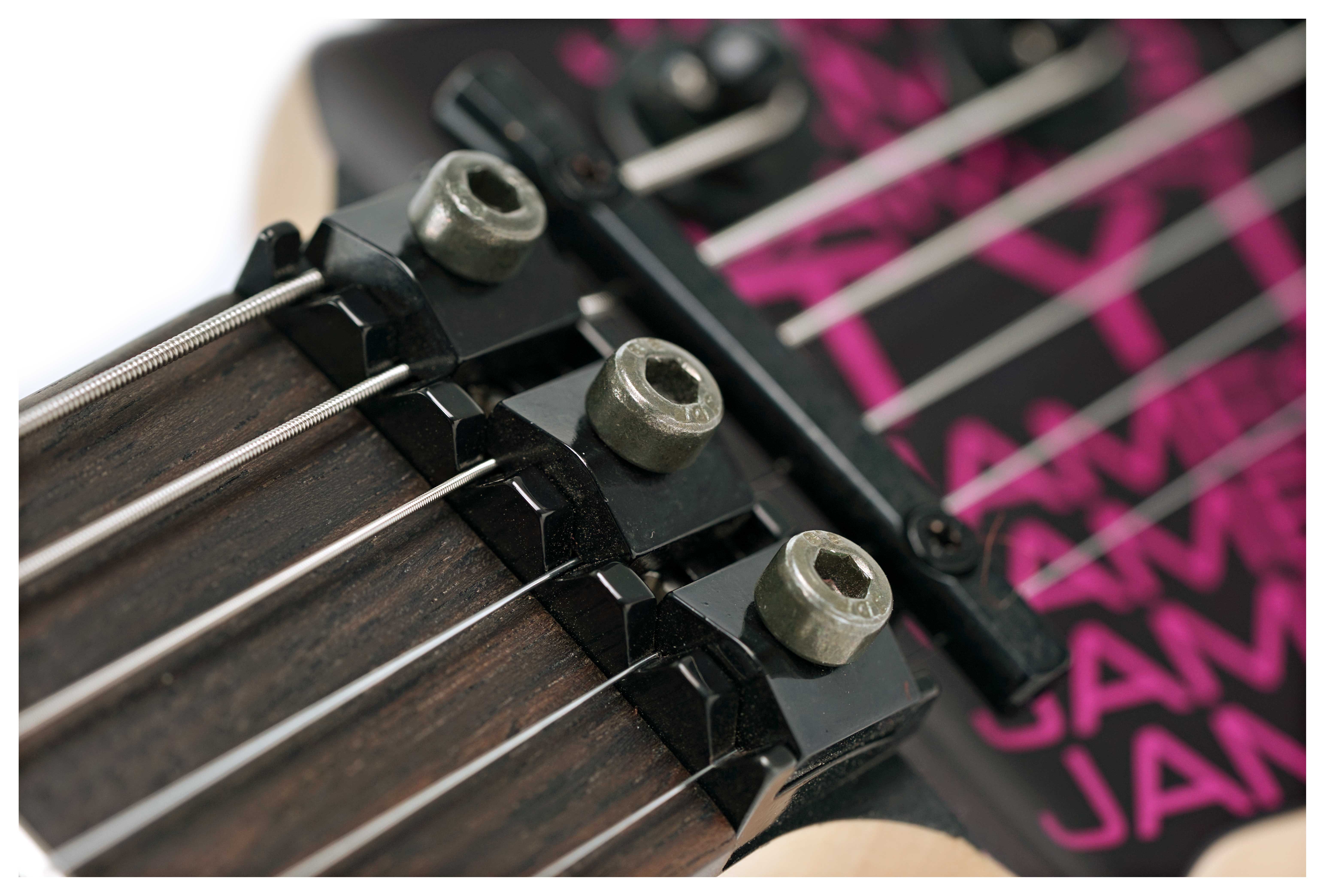 GUITARGUITAR Tyler USA Studio Elite HD See thru Fuchsia Tint