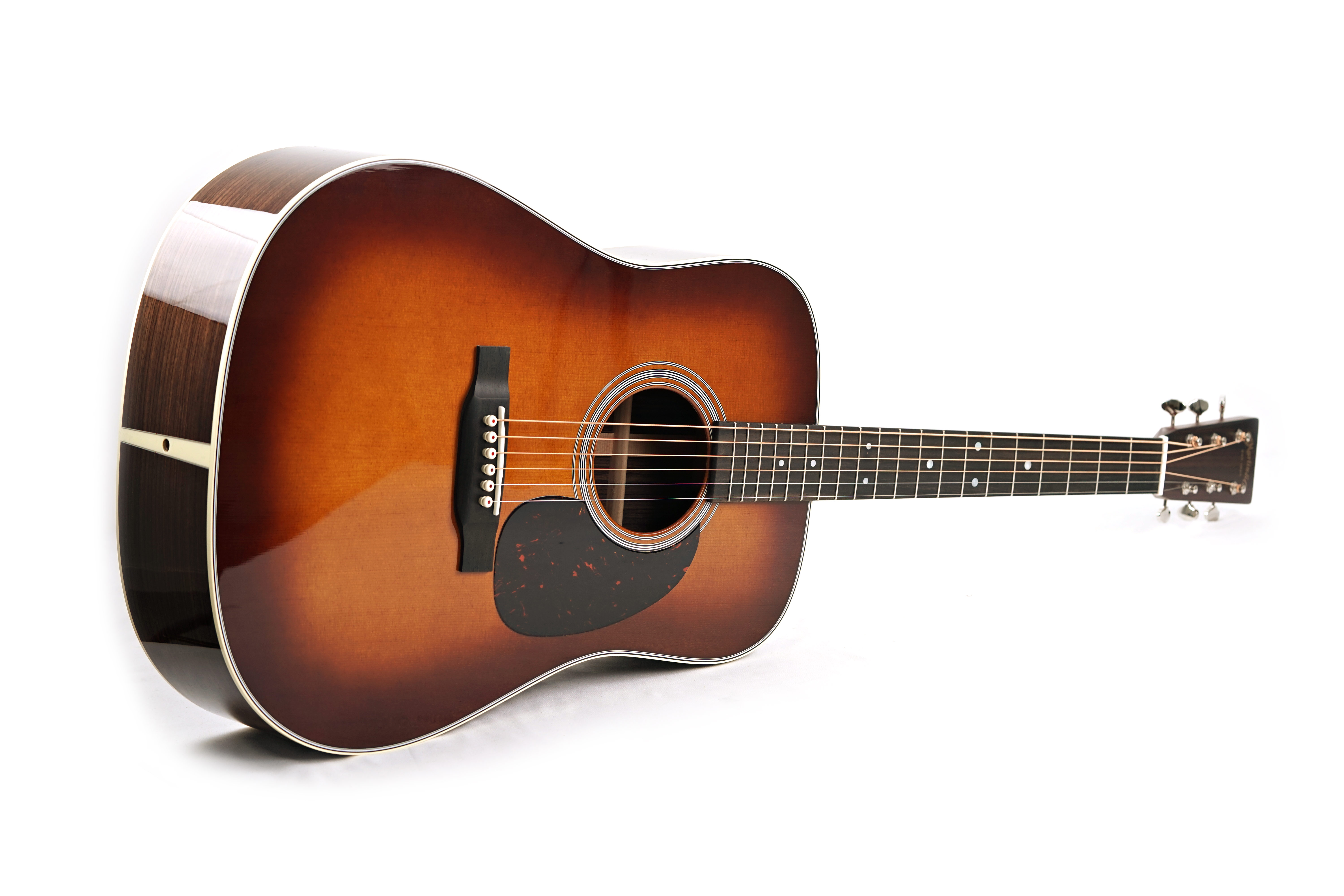 GUITARGUITAR Martin D28 Ambertone