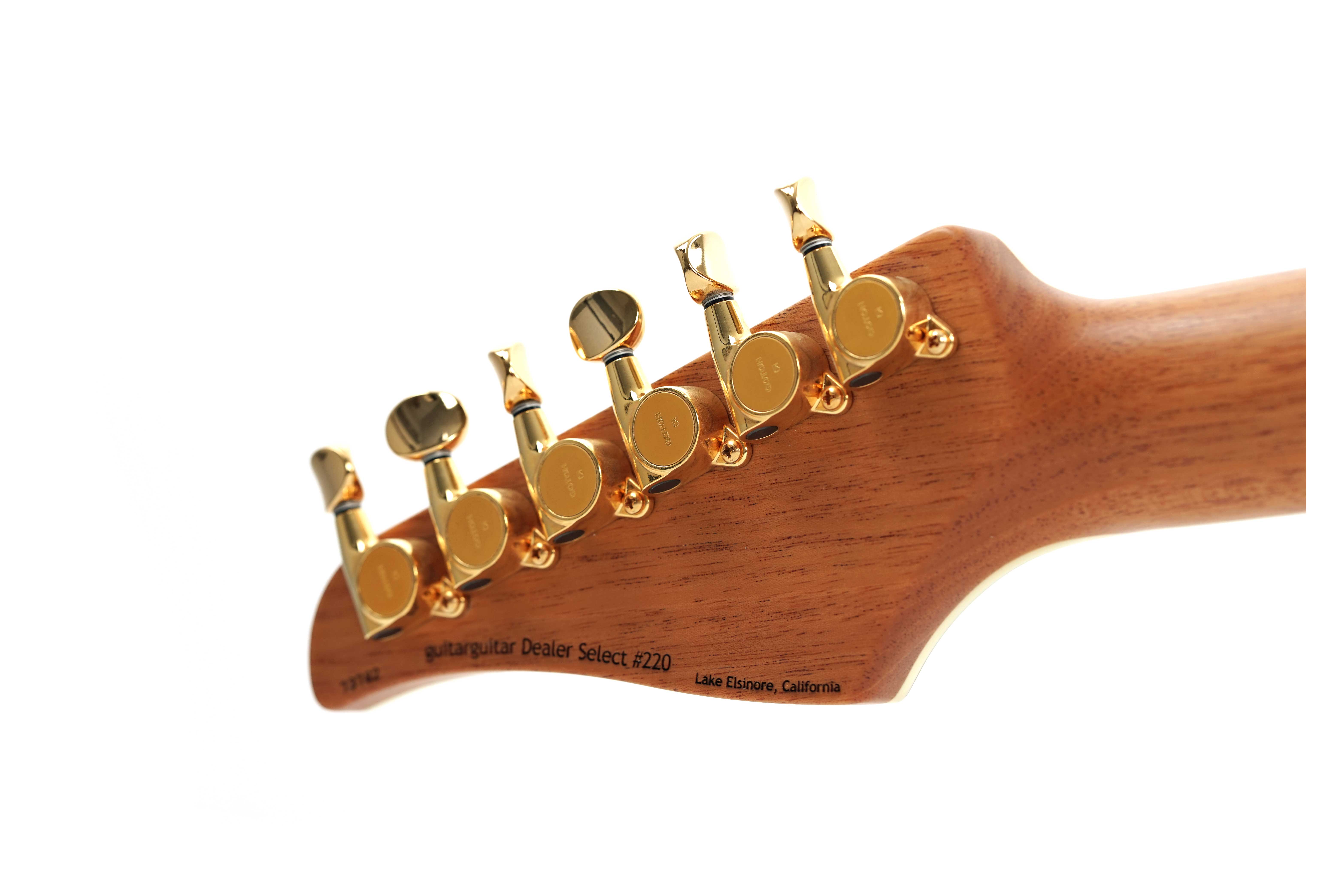 GUITARGUITAR Suhr Custom Standard Carve Top Quilt Trans Caramel