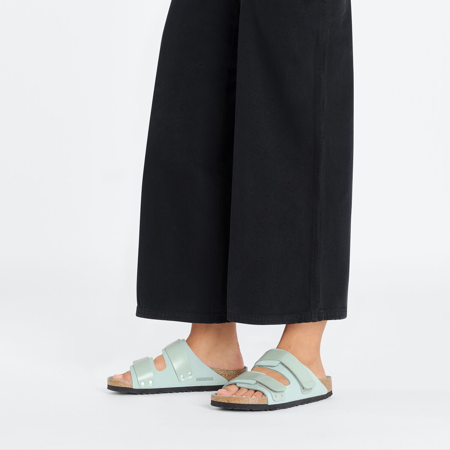 BIRKENSTOCK Uji Nubuck Leather