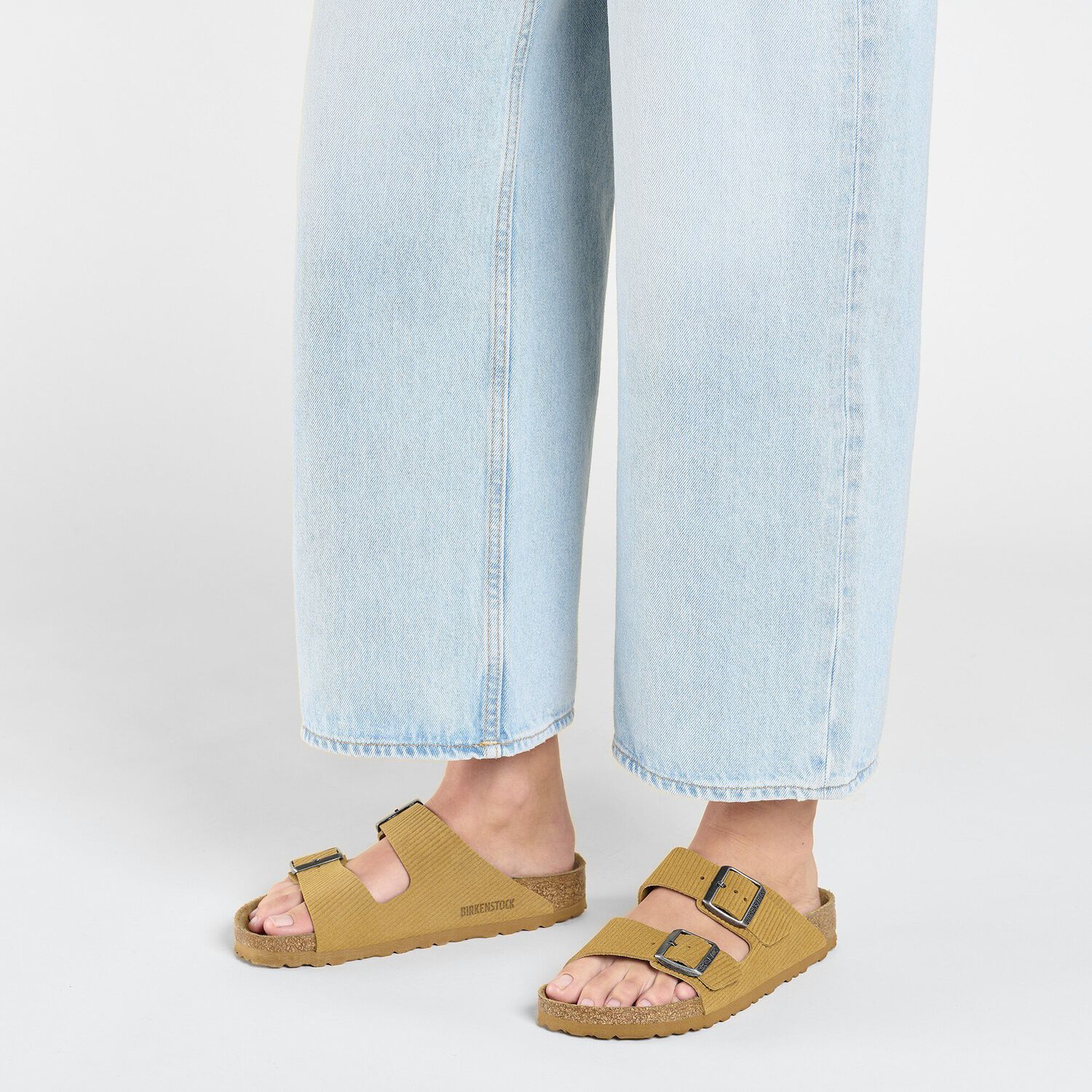 BIRKENSTOCK Arizona Suede Embossed