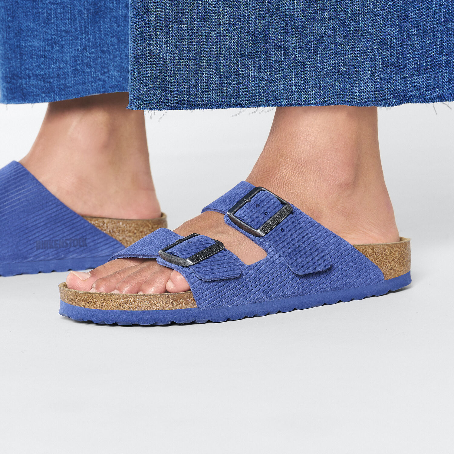 BIRKENSTOCK Arizona Suede Embossed