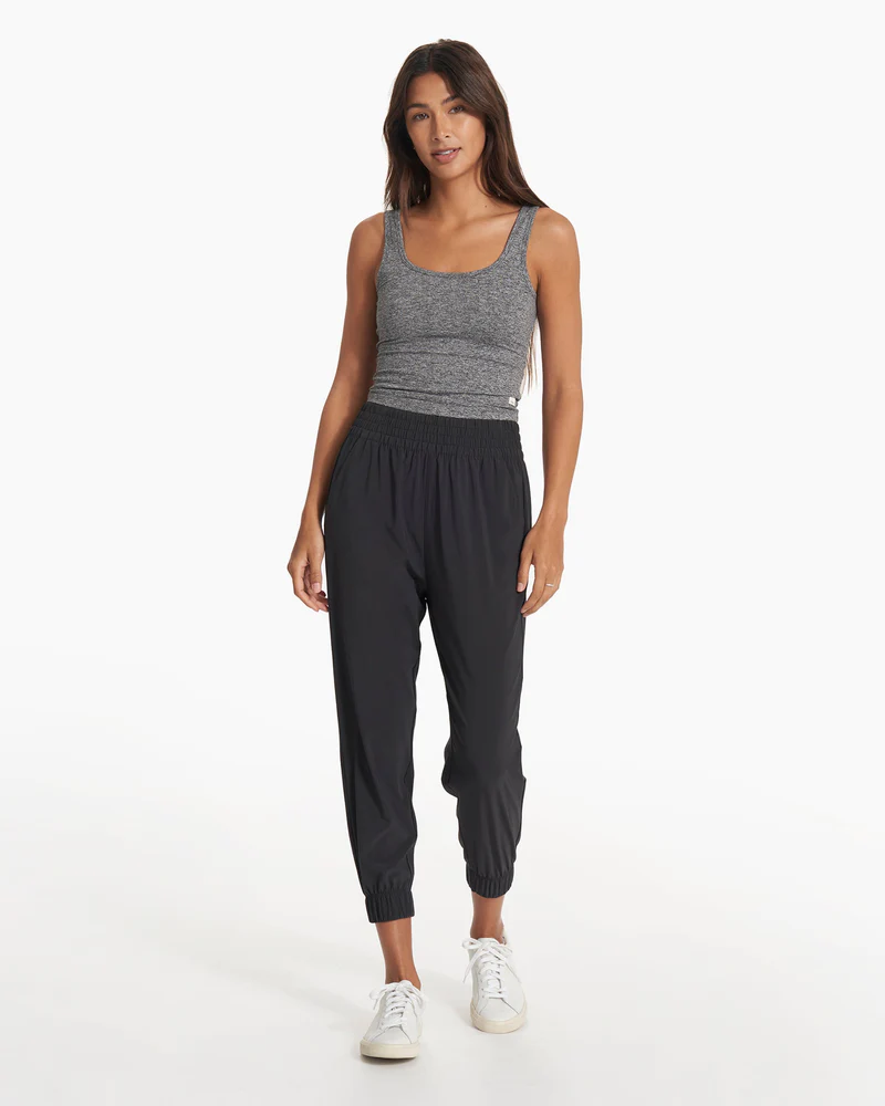 Vuori Halo Essential Tank
