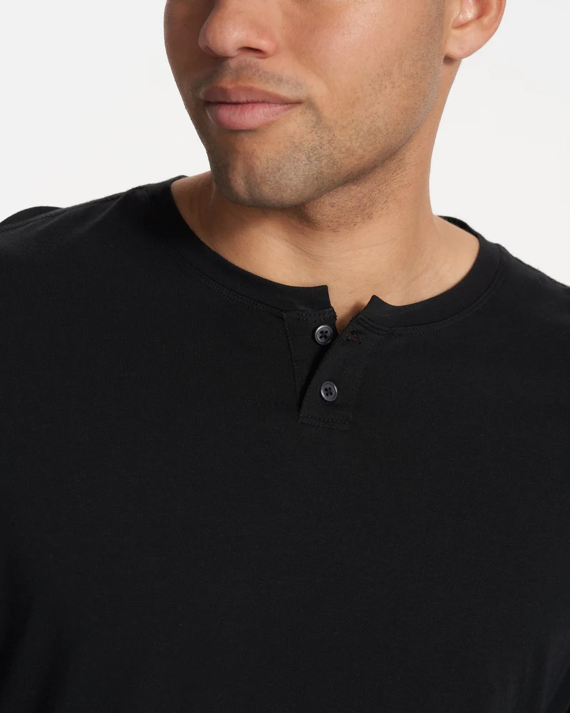 Vuori Long-Sleeve Ever Henley