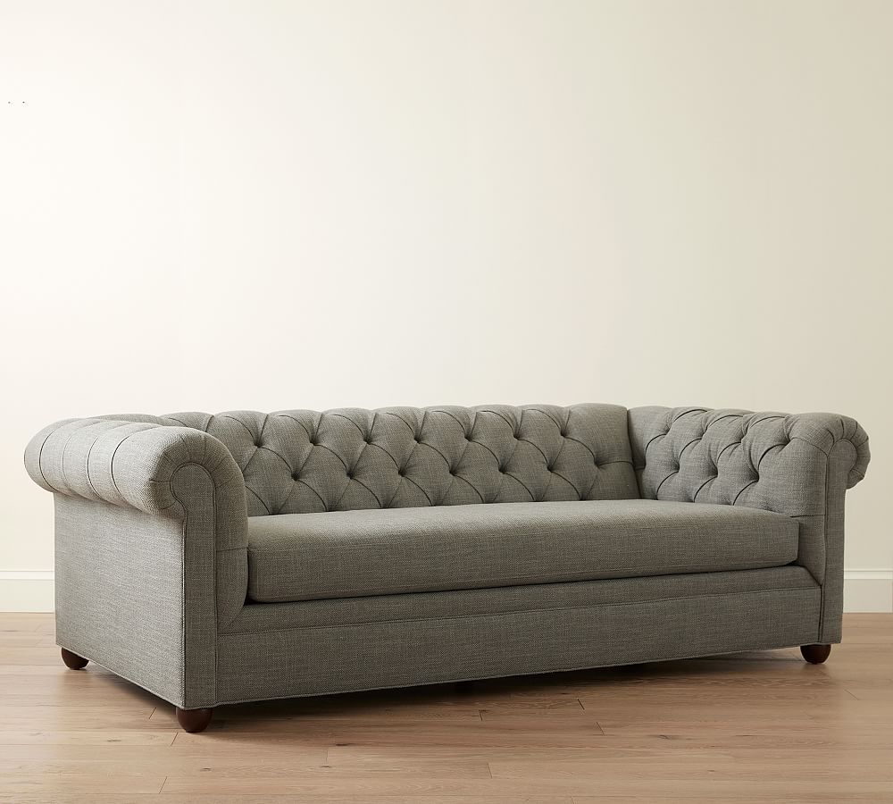 Pottery Barn Chesterfield Roll Arm Sofa (67"&ndash;98")