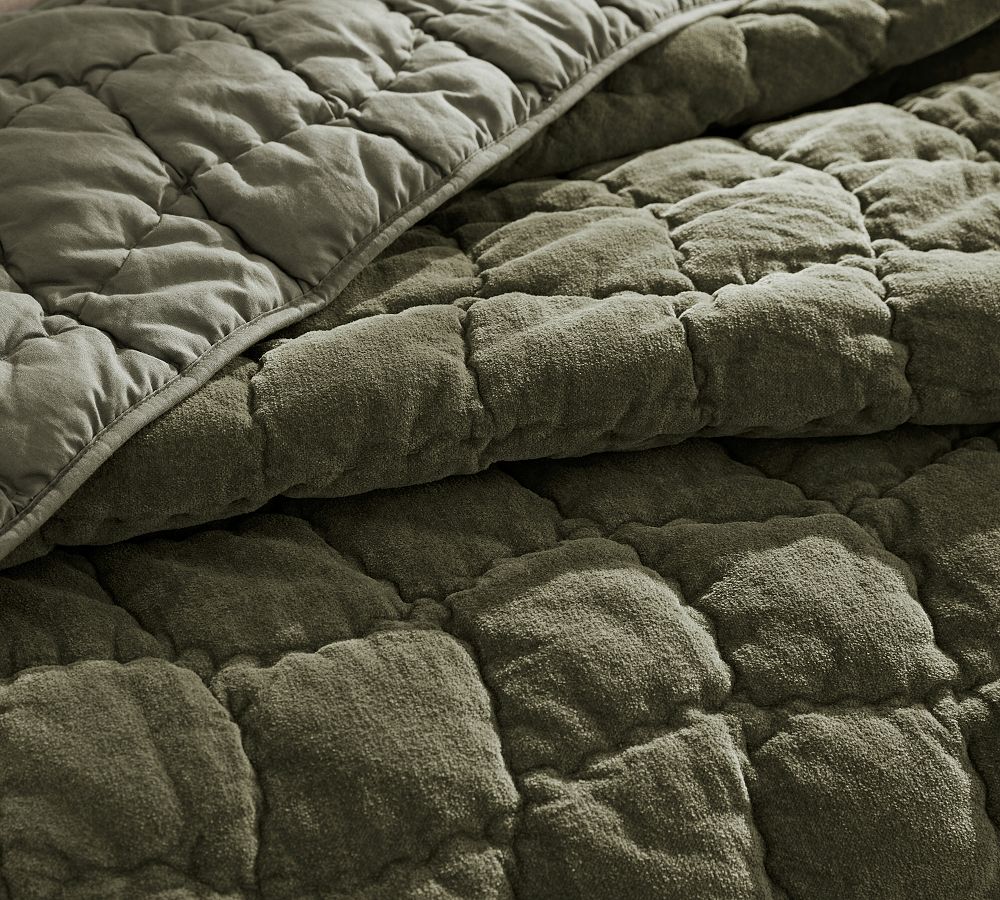 Pottery Barn Cozy Cloud Handcrafted Quilt