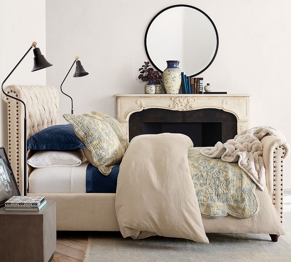Pottery Barn Chesterfield Tufted Upholstered Bed with Footboard