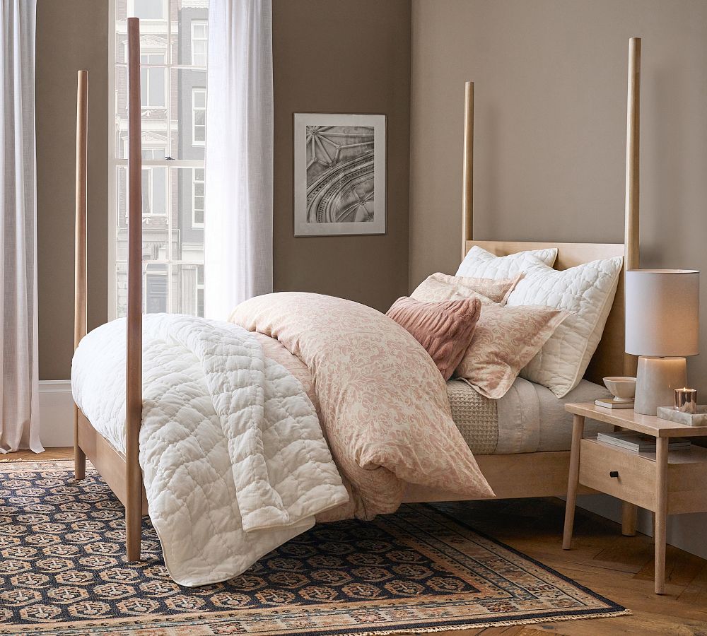 Pottery Barn Cozy Cloud Handcrafted Quilt