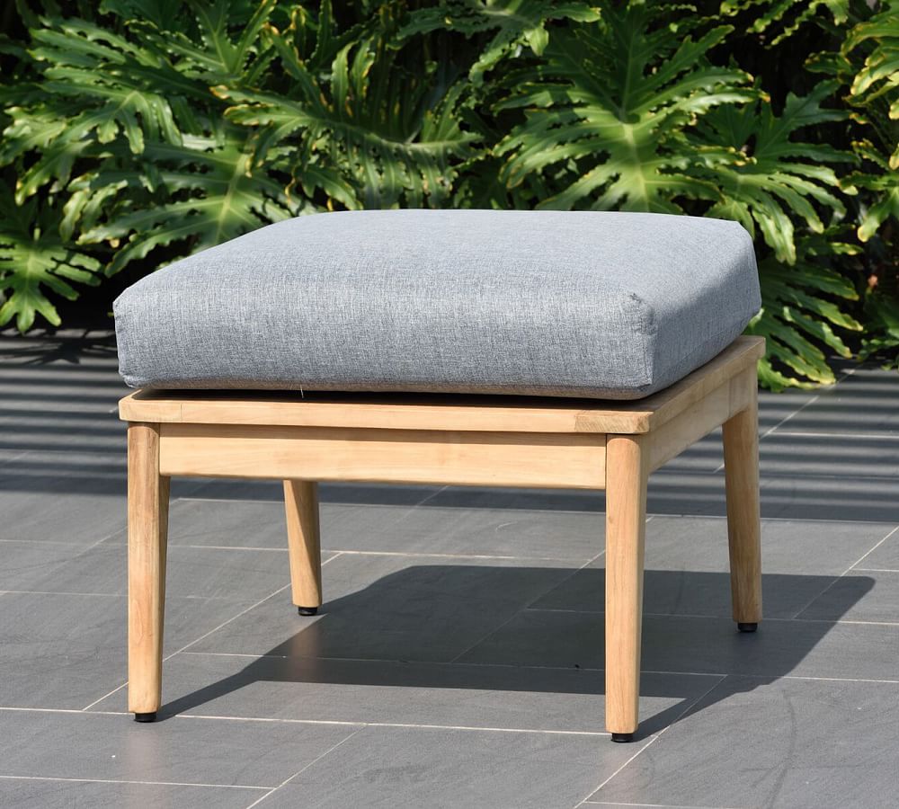 Pottery Barn Valley Teak Patio Set With Cushions