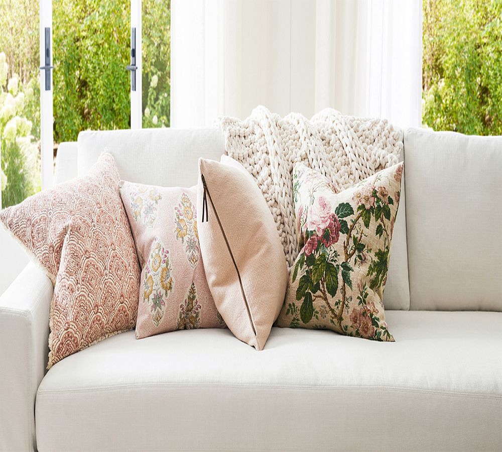 Pottery Barn Everyday Linen Pillow