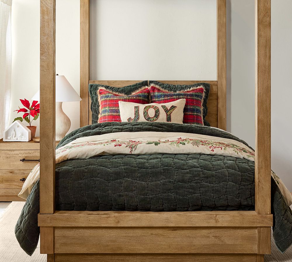 Pottery Barn Oakleigh Canopy Bed