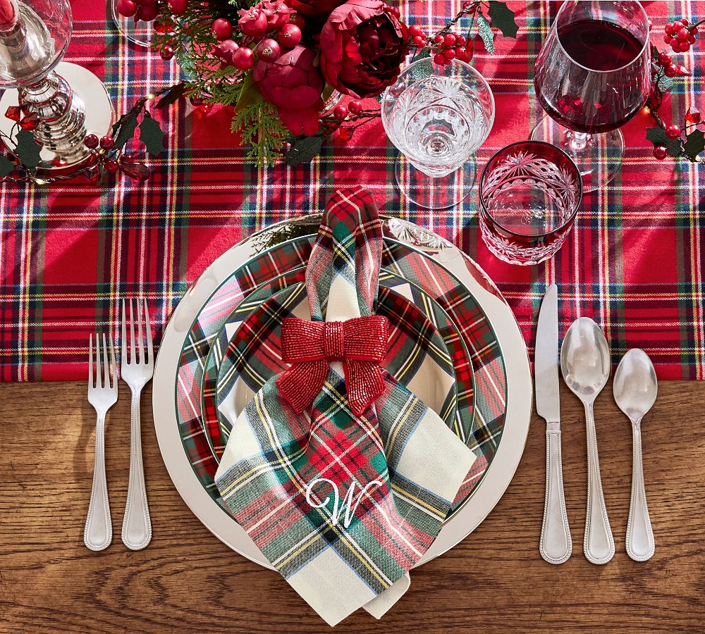 Pottery Barn Stewart Plaid 8-Piece Dinnerware Set