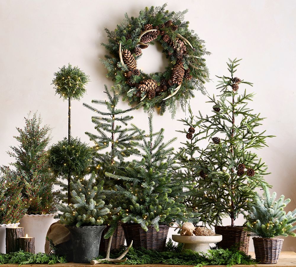 Pottery Barn Faux Lit Cedar Berry Pine Tree