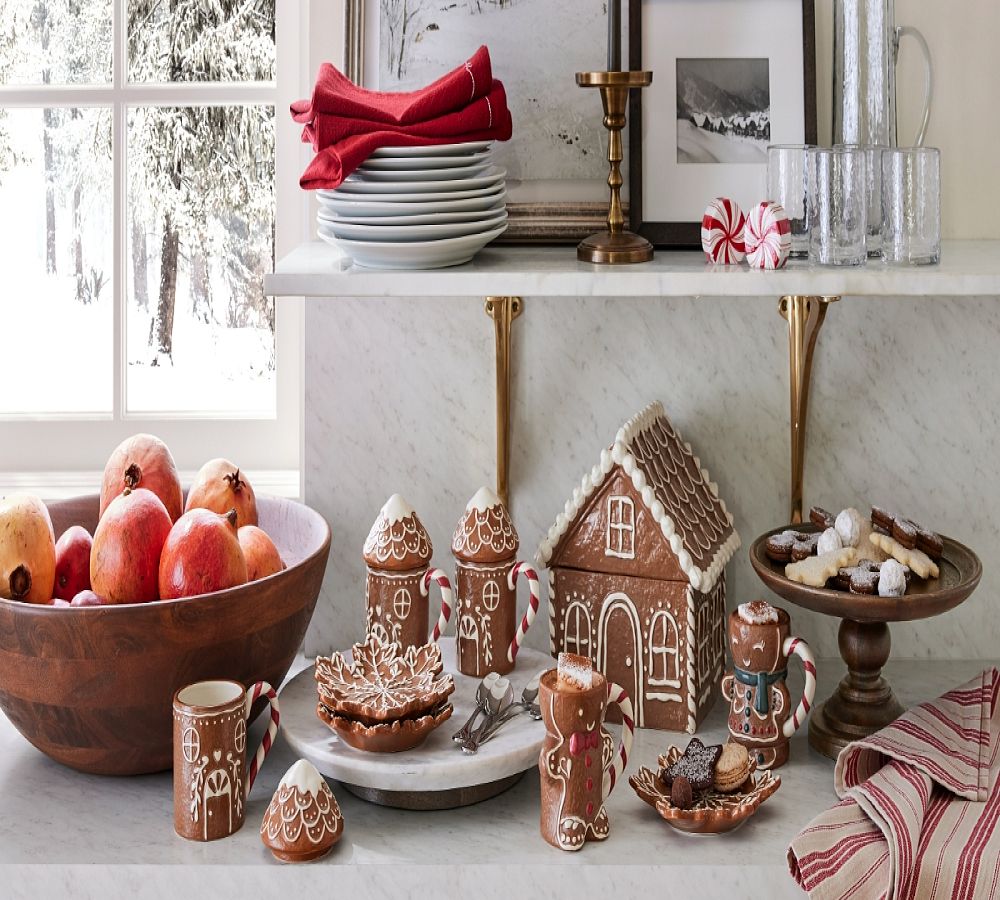 Pottery Barn Gingerbread House Lidded Stoneware Mugs