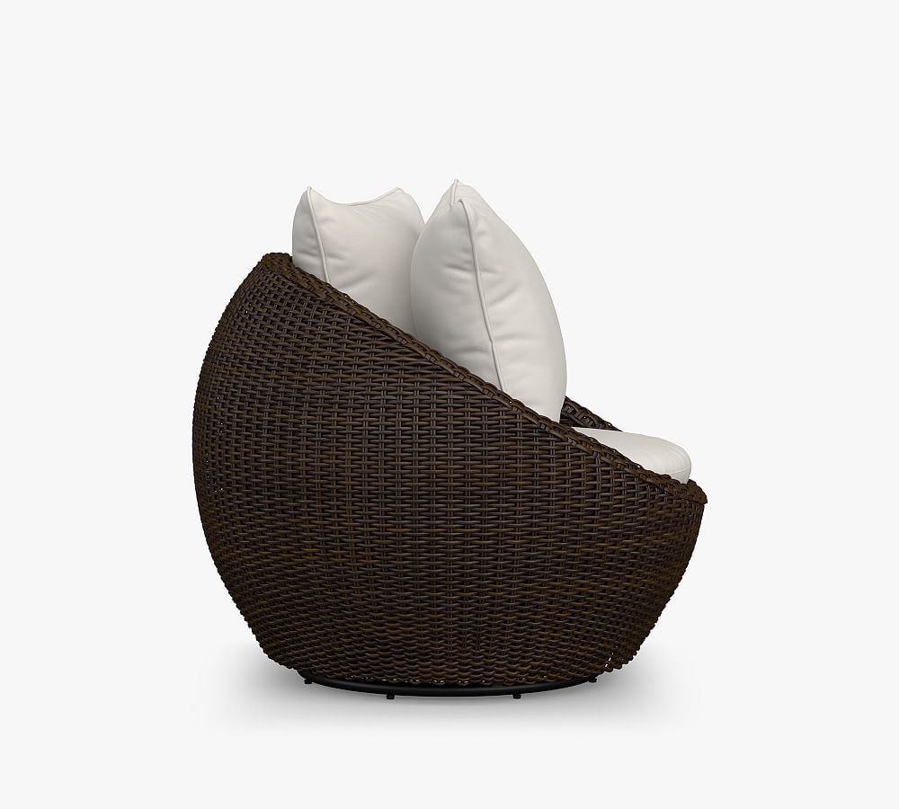 Pottery Barn Torrey Wicker Papasan Swivel Outdoor Lounge Chair