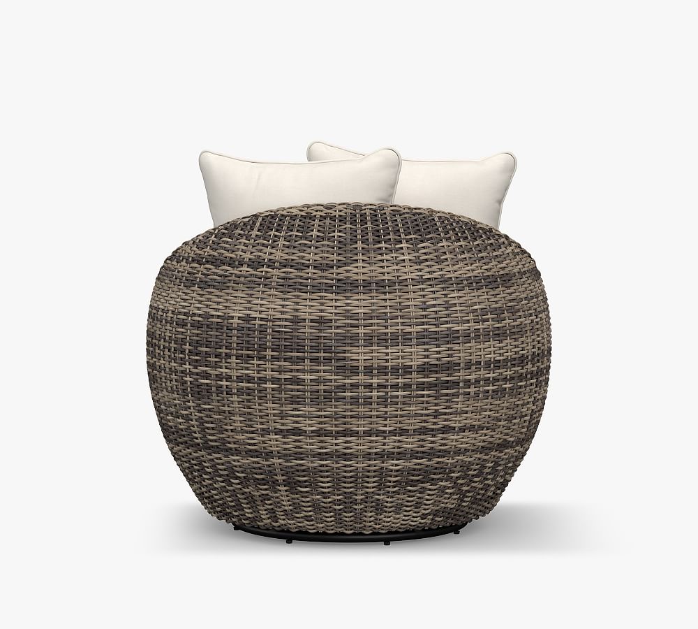 Pottery Barn Torrey Wicker Papasan Swivel Outdoor Lounge Chair