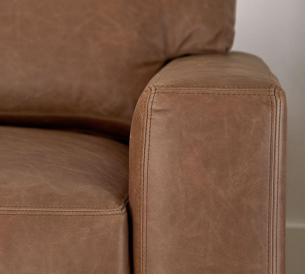 Pottery Barn Turner Square Arm Leather Return Bumper Sectional (106"&ndash;125")