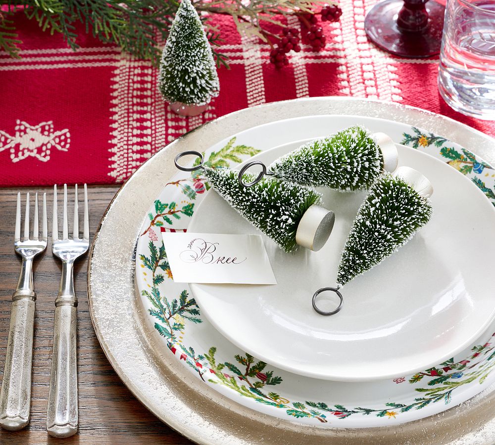 Pottery Barn Christmas in the Country Stoneware Dinner Plates - Set of 4