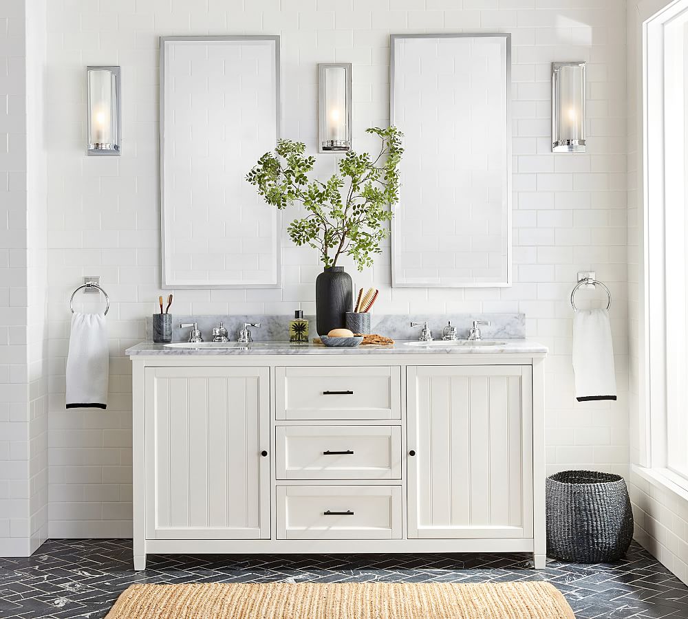 Pottery Barn Border Edge Towel