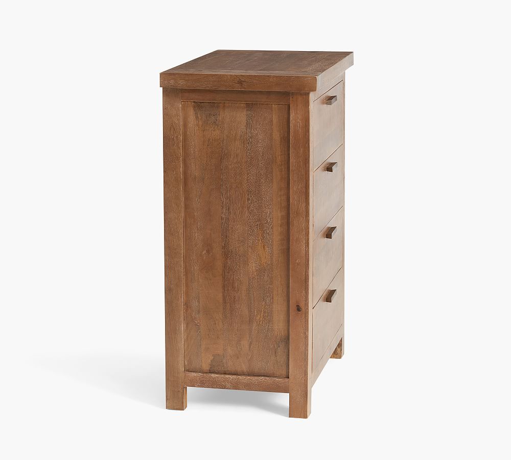 Pottery Barn Reed 4-Drawer Dresser (28.5")
