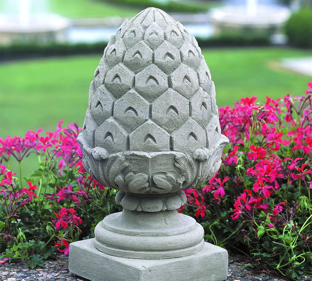Pottery Barn Cast Sone Concrete Pineapple Finial Garden Object