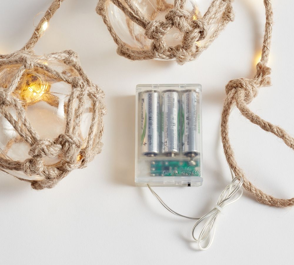 Pottery Barn Lit Jute Wrapped Orbs Garland