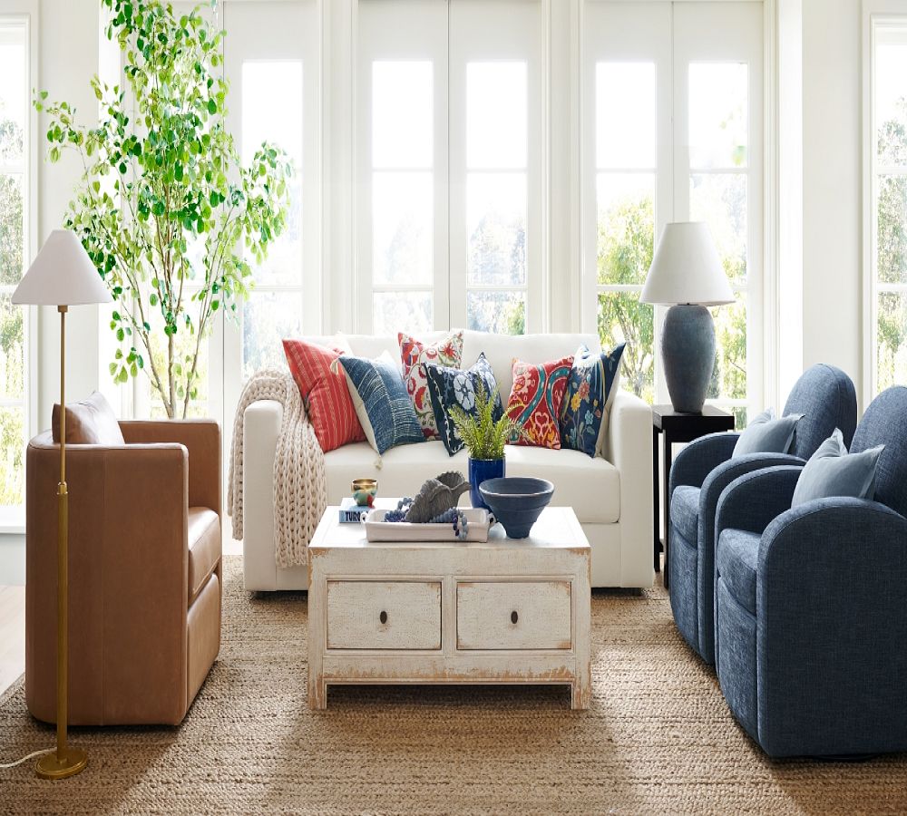 Pottery Barn Everyday Linen Pillow