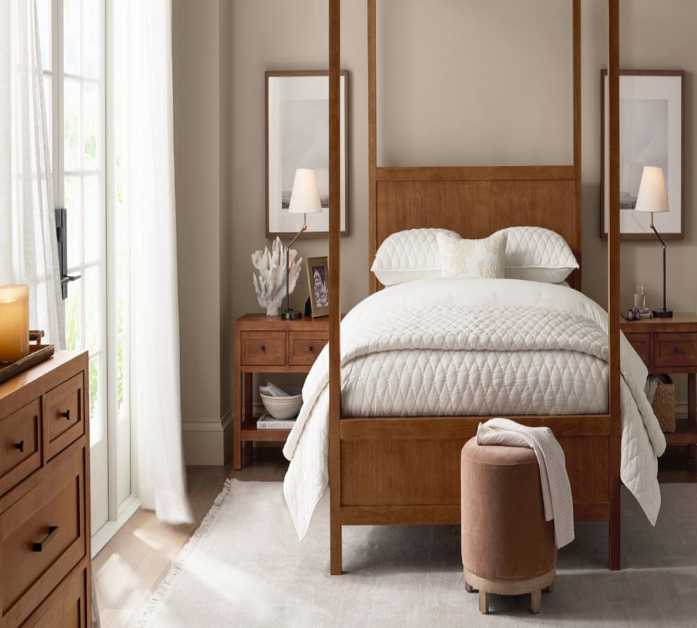 Pottery Barn Reese Petite Table Lamp (24")