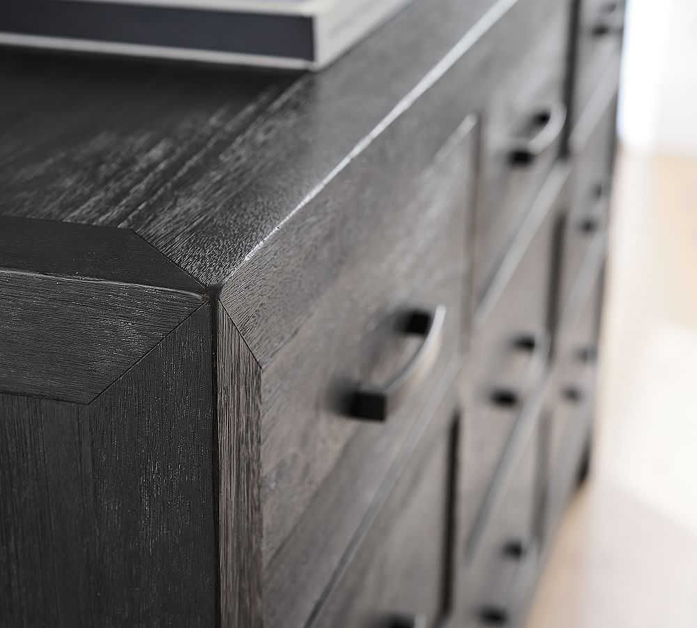 Pottery Barn Linwood 9-Drawer Dresser (64")