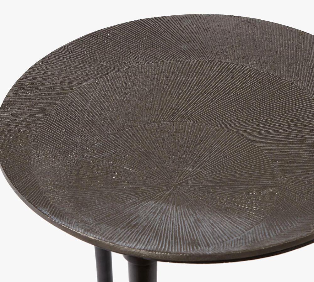 Pottery Barn Sadie Round Accent Table (16")