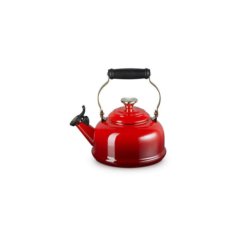 Le Creuset Classic Whistling Kettle with Light Gold Heart Knob
