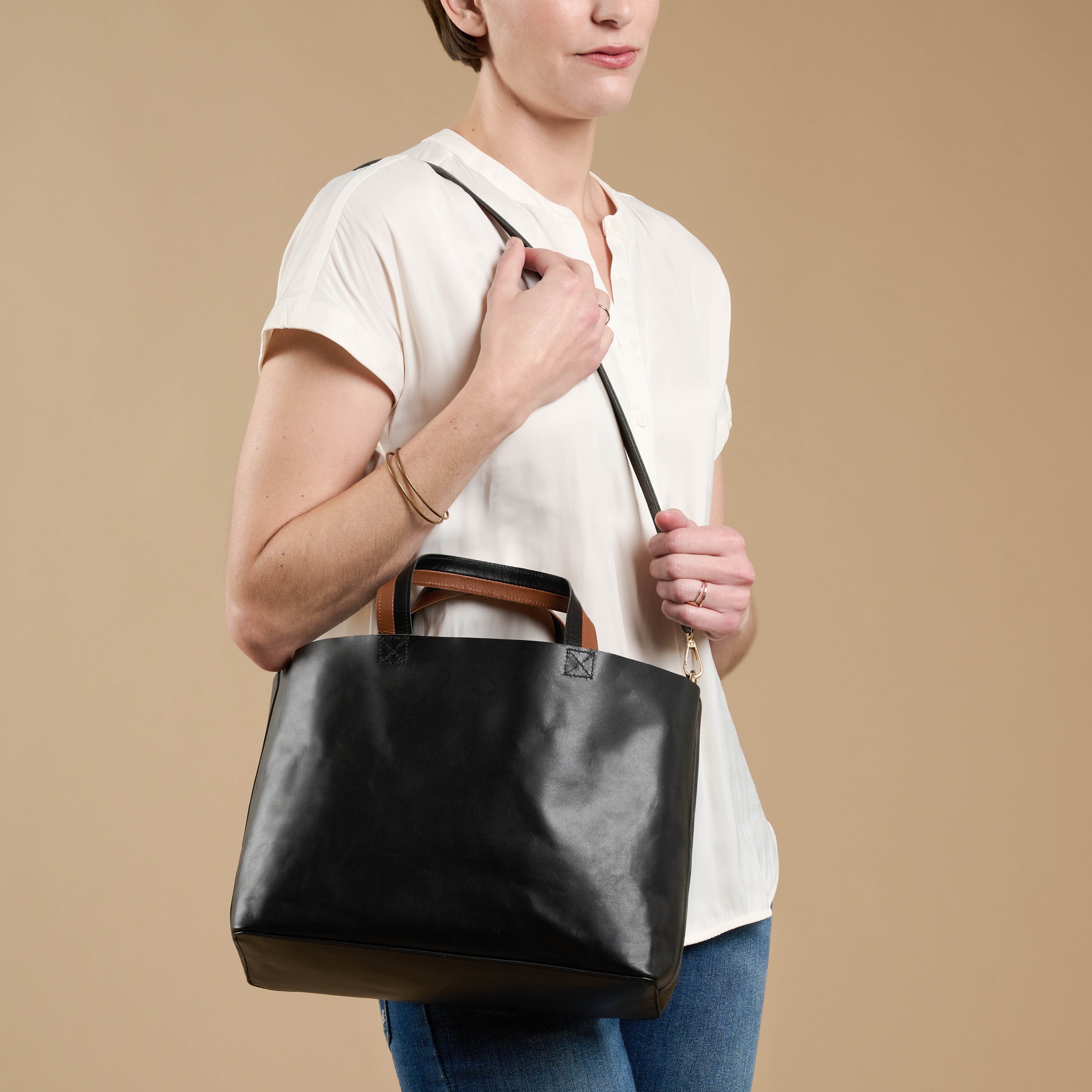 Magnolia Magnolia Essential Black Crossbody Tote