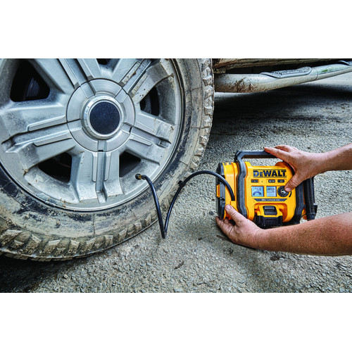 DEWALT Dewalt DCC020IB 20V MAX Lithium-Ion Corded/Cordless Air Inflator (Tool Only)
